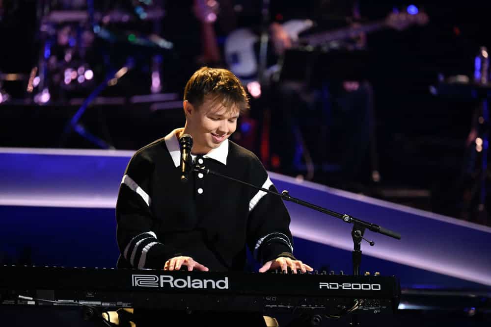 The Voice Season 28 Episode 11 -- The Knockouts Part 2 Episode 2811 -- Pictured: Max Cooper III -- (Photo by: Griffin Nagel/NBC)