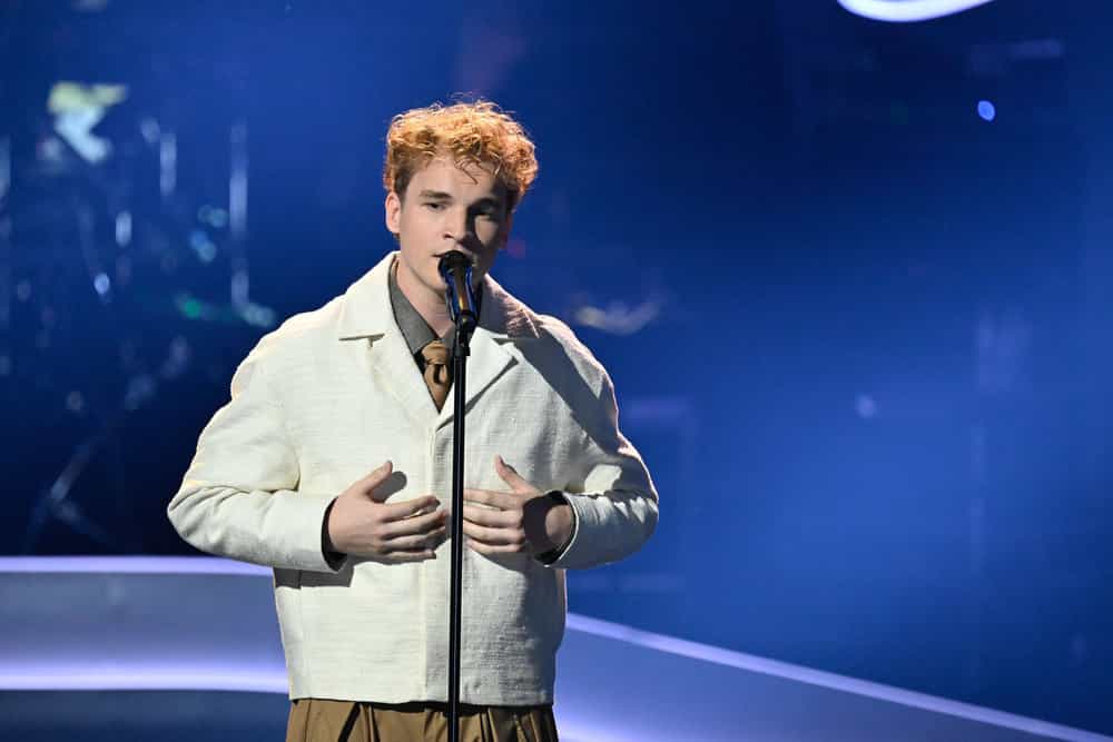 The Voice Season 28 Episode 11 -- The Knockouts Part 2  Episode 2811 -- Pictured: Aiden Ross -- (Photo by: Griffin Nagel/NBC)