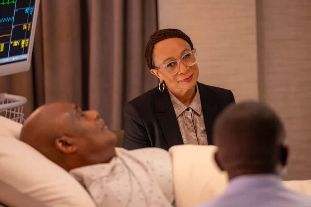 Chicago Med Season 11 Episode 6 “The Story of Us” – Family Drama and Medical Crises Unfold 3 CHICAGO MED Season 11 Episode 6 -- "The Story of Us" Episode 1106 -- Pictured: (l-r) GregAlan Williams as Bert Goodwin, S. Epatha Merkerson as Sharon Goodwin -- (Photo by: George Burns Jr/NBC)