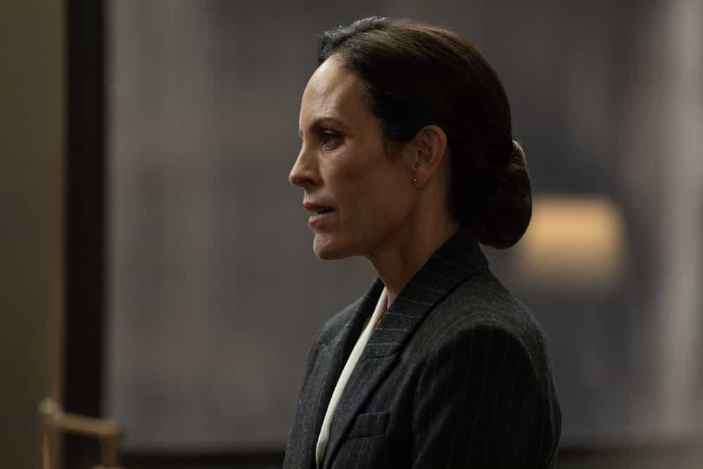 CHICAGO FIRE -- "Broken Things" Episode 1406 -- Pictured: Annabeth Gish as Annette Davis -- (Photo by: Peter Gordon/NBC)