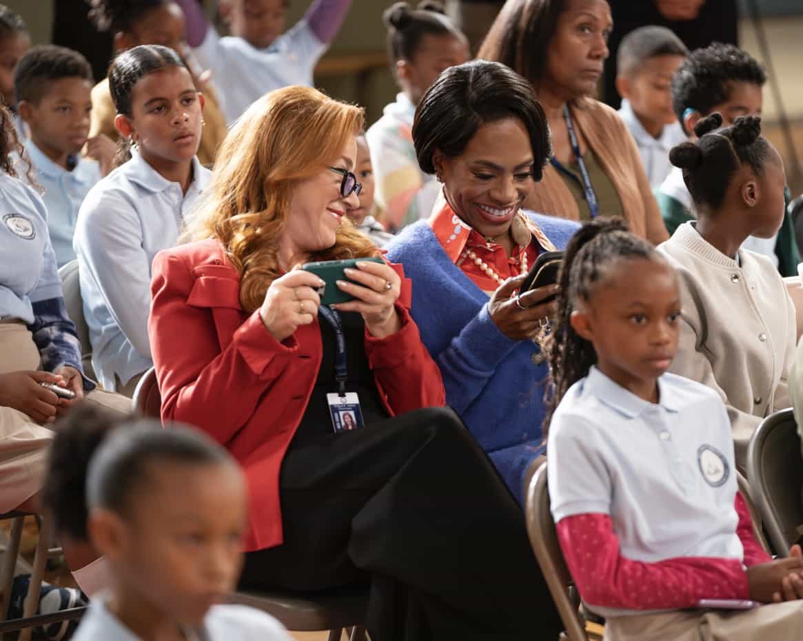 Abbott Elementary Season 5 Episode 6 “No Phones” LISA ANN WALTER, SHERYL LEE RALPH