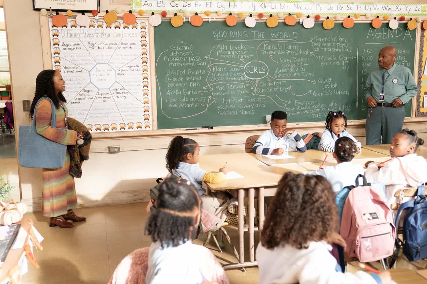 ABBOTT ELEMENTARY - “No Phones” - Abbott Elementary participates in the district’s “No Phones Day” initiative. WEDNESDAY, NOV. 5 (8:30-9:02 p.m. EST) on ABC.  (Disney/Gilles Mingasson)
QUINTA BRUNSON, WILLIAM STANFORD DAVIS