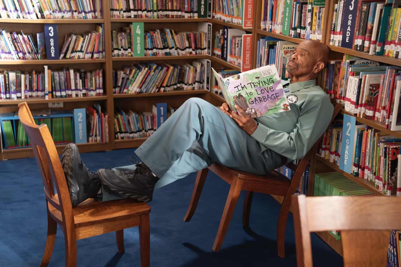 ABBOTT ELEMENTARY - “No Phones” - Abbott Elementary participates in the district’s “No Phones Day” initiative. WEDNESDAY, NOV. 5 (8:30-9:02 p.m. EST) on ABC.  (Disney/Gilles Mingasson)
WILLIAM STANFORD DAVIS