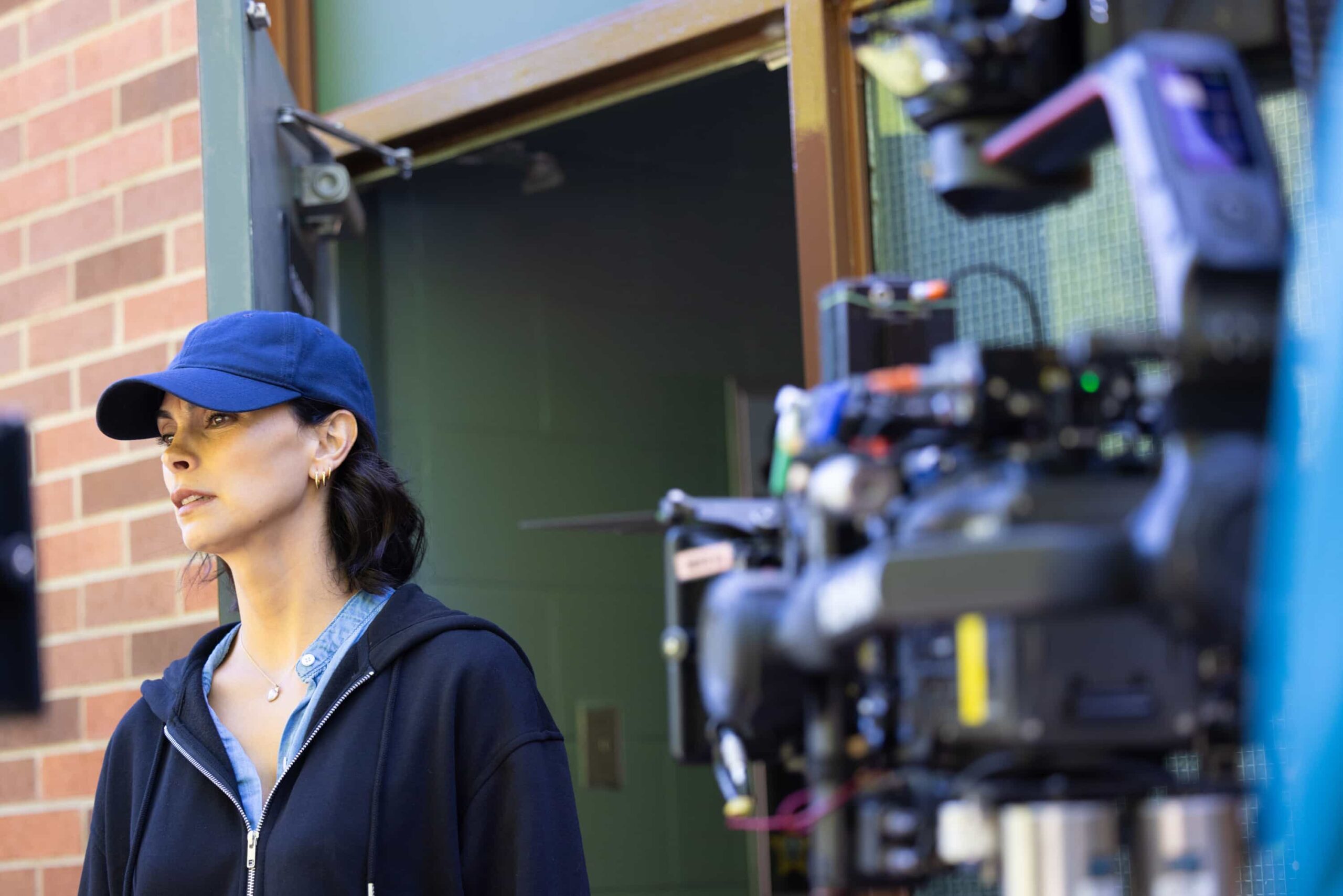 “Out of Office” – When Skye becomes the prime suspect in a murder case, Mickey is forced to step down amid the investigation and launch her own off-the-books search for the truth. As tensions rise and family loyalties are tested, Mickey risks everything to try and clear her daughter’s name, on SHERIFF COUNTRY, Friday, Nov. 7 (8:00-9:00 PM, ET/PT) on the CBS Television Network, and streaming on Paramount+ (live and on-demand for Paramount+ Premium plan subscribers, or on-demand for Paramount+ Essential subscribers the day after the episode airs)*. Pictured: Morena Baccarin. Photo: Darren Goldstein/CBS ©2025 CBS Broadcasting, Inc. All Rights Reserved.