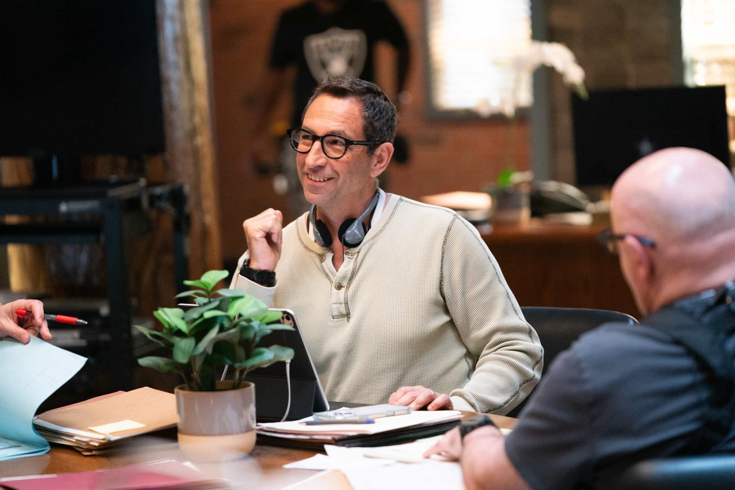 “Out of Office” – When Skye becomes the prime suspect in a murder case, Mickey is forced to step down amid the investigation and launch her own off-the-books search for the truth. As tensions rise and family loyalties are tested, Mickey risks everything to try and clear her daughter’s name, on SHERIFF COUNTRY, Friday, Nov. 7 (8:00-9:00 PM, ET/PT) on the CBS Television Network, and streaming on Paramount+ (live and on-demand for Paramount+ Premium plan subscribers, or on-demand for Paramount+ Essential subscribers the day after the episode airs)*. Pictured: Director Ed Ornelas. Photo: Robin Cymbaly/CBS ©2025 CBS Broadcasting, Inc. All Rights Reserved.