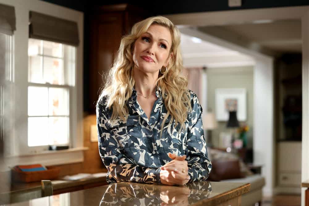 STUMBLE Season 1 Episode 1 -- "Pilot" Episode 101 -- Pictured: Jenn Lyon as Courteney Potter -- (Photo by: Matt Miller/NBC)