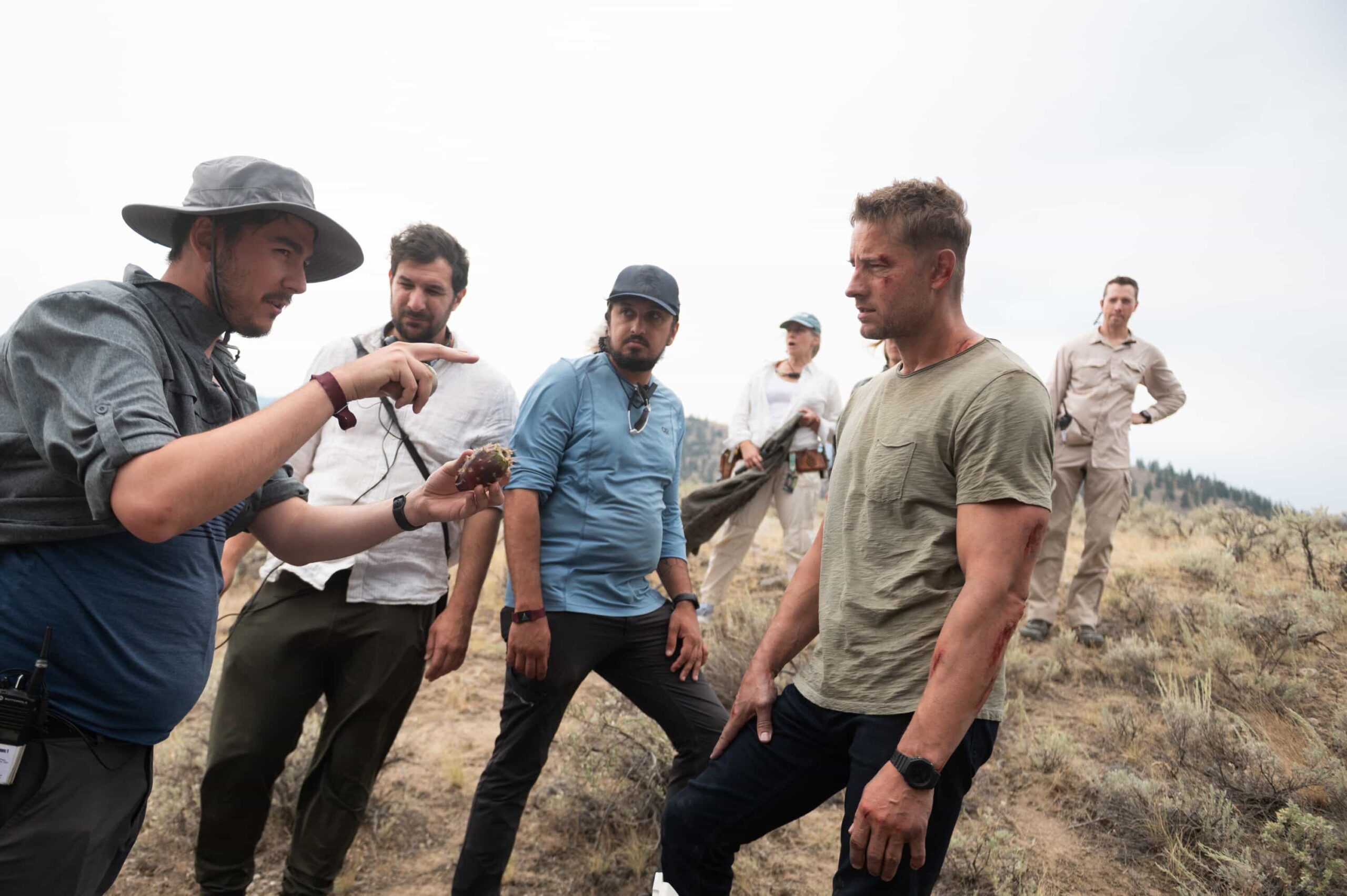“No Man’s Land” – When a man disappears in a lawless Arizona desert town, Colter’s investigation uncovers a hidden relationship that draws him into a dangerous power struggle – and leaves him facing the hard conditions of the wilderness, on TRACKER, Sunday, Nov. 9 (8:00-9:00 PM, ET/PT) on the CBS Television Network, and streaming on Paramount+ (live and on-demand for Paramount+ Premium plan subscribers, or on-demand for Paramount+ Essential subscribers the day after the episode airs)*. Pictured: Justin Hartley as Colter Shaw. Photo: Sergei Bachlakov/CBS ©2025 CBS Broadcasting, Inc. All Rights Reserved.