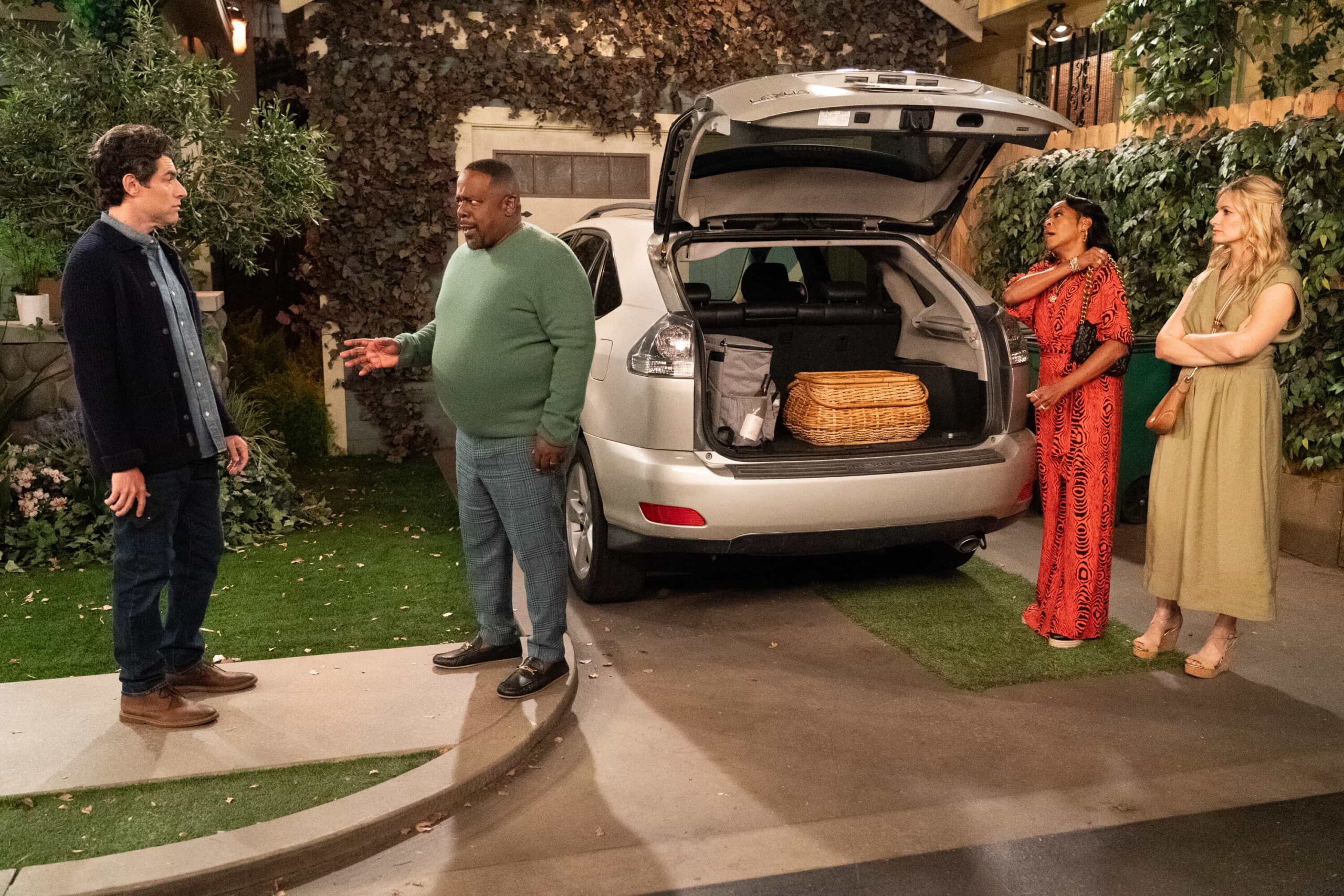 “Welcome to New Horizons” – Dave’s silent auction wins lead to a classical concert outing with Gemma and the Butlers that quickly goes off the rails. Meanwhile, Malcolm’s ghostwriting gig takes a surprising turn when Tina encourages him to dive into reality TV for inspiration – sparking an unexpected obsession, on THE NEIGHBORHOOD, Monday, Nov. 10 (8:00-8:30 PM, ET/PT) on the on the CBS Television Network, and streaming on Paramount+ (live and on-demand for Paramount+ subscribers, or on-demand for Paramount+ Essential subscribers the day after the episode airs)*. Pictured: Max Greenfield as Dave;Cedric The Entertainer as Calvin, Tichina Arnold as Tina and Beth Behrs as Gemma. Photo: Monty Brinton/CBS ©2025 CBS Broadcasting, Inc. All Rights Reserved.