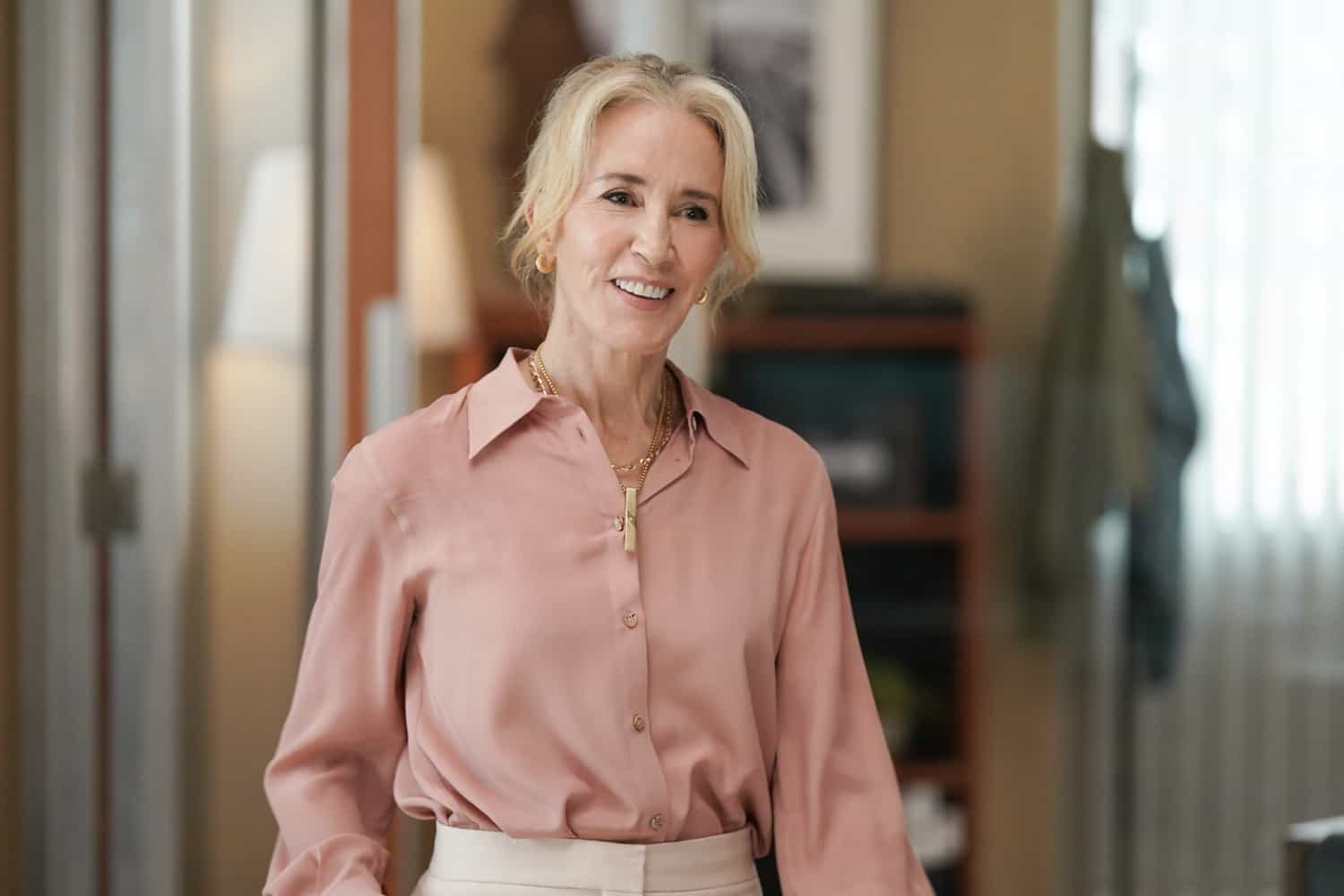 DOC: Felicity Huffman in the "What I Did For Love" episode of DOC airing Tuesday, Nov. 11 (8:00-9:00 PM ET/PT) on FOX. CR: John Medland/FOX. ©2025 FOX Media LLC.