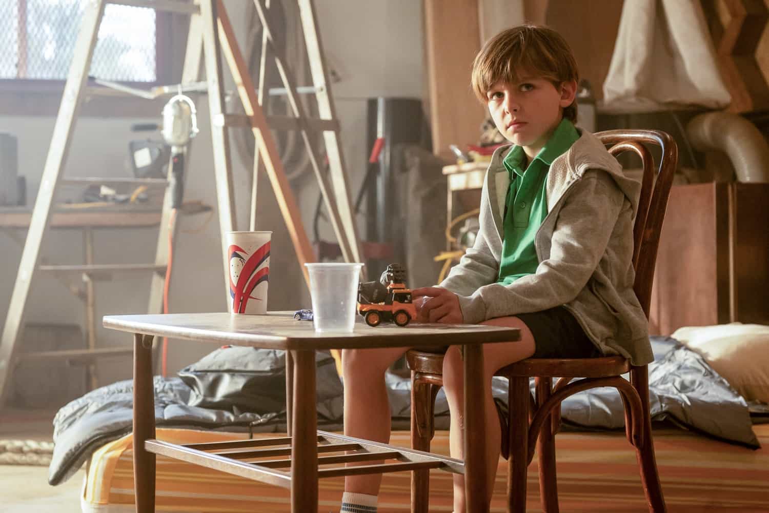 MURDER IN A SMALL TOWN: Eamon McBride in the "This, That, and the Other Thing" episode of MURDER IN A SMALL TOWN airing Tuesday, Nov. 11 (8:00-9:00PM ET/PT) on FOX. ©2025 Fox Media LLC. CR: Kailey Schwerman/ FOX.