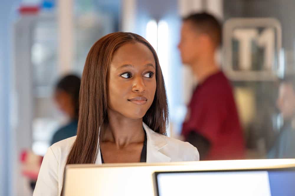 CHICAGO MED -- "Double Down" Episode 1107 -- Pictured: Ashlei Sharpe Chestnut as Dr. Naomi Howard -- (Photo by: George Burns Jr/NBC)