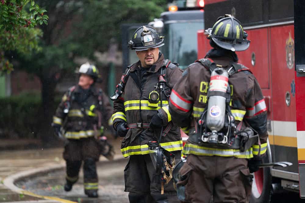 Chicago Fire Season 14 Episode 7 Photos: “Pierce the Vein” 15 CHICAGO FIRE -- "Pierce The Vein" Episode 1407 -- Pictured: Joe Miñoso as Joe Cruz -- (Photo by: Peter Gordon/NBC)