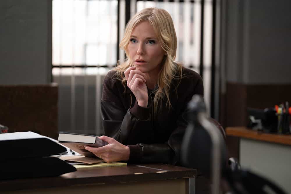 LAW & ORDER: SPECIAL VICTIMS UNIT -- "False Idols" Episode 27007 -- Pictured: Kelli Giddish as Sgt. Amanda Rollins -- (Photo by: Ralph Bavaro/NBC)