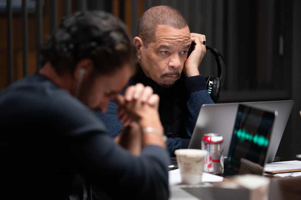 LAW & ORDER: SPECIAL VICTIMS UNIT -- "False Idols" Episode 27007 -- Pictured: (l-r) Kevin Kane as Det. Terry Bruno, Ice T as Sgt. Odafin "Fin" Tutuola -- (Photo by: Ralph Bavaro/NBC)