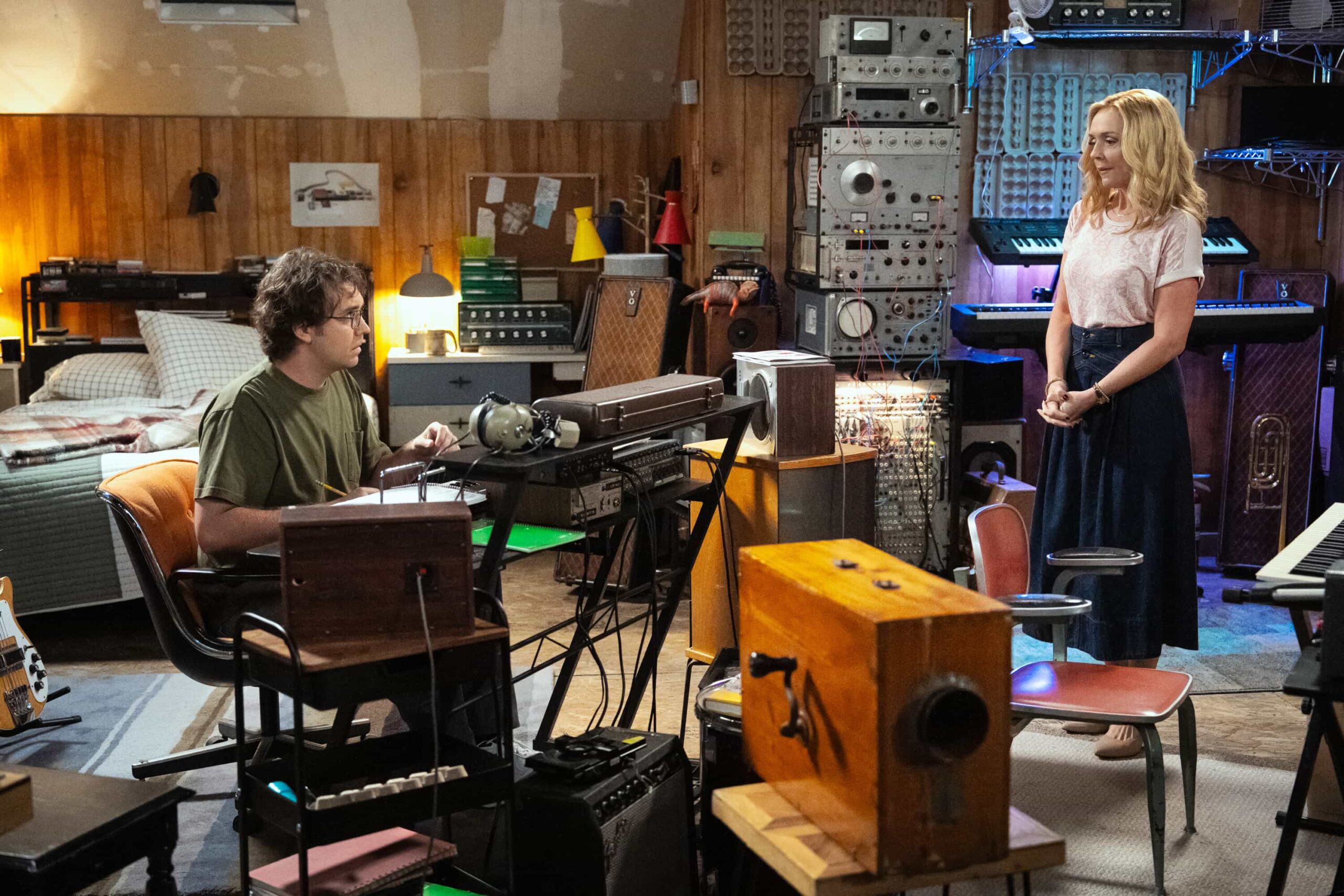 Georgie & Mandy’s First Marriage Season 2 Episode 5, “A Pregnancy Test and an Old Man’s Gallbladder" – Georgie’s jealousy rears its head when Mandy gets sent on an overnight work trip with her ex and current boss, Scott (Christopher Gorham). Meanwhile, Jim and Audrey panic when they find a pregnancy test in Connor’s trash, on GEORGIE & MANDY’S FIRST MARRIAGE, Thursday, Nov. 13 (8:00-8:30 PM, ET/PT) on the CBS Television Network, and streaming on Paramount+ (live and on-demand for Paramount+ Premium plan subscribers, or on-demand for Paramount+ Essential subscribers the day after the episode airs)*. Pictured (L-R): Dougie Baldwin as Connor and Rachel Bay Jones as Audrey  Photo: Troy Harvey/CBS ©2025 CBS Broadcasting, Inc. All Rights Reserved.