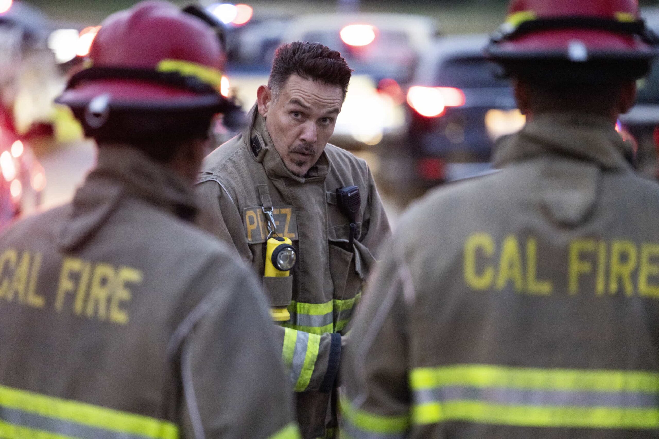Fire Country Season 4 Episode 5 “Happy First Day, Manny” – The team responds to a dangerous fire at the local drive in movie theater where they must enlist civilians to help stop the spread, on FIRE COUNTRY, Friday, Nov. 14 (9:00-10:00 PM, ET/PT) on the CBS Television Network, and streaming on Paramount+ (live and on-demand for Paramount+ Premium plan subscribers, or on-demand for Paramount+ Essential subscribers the day after the episode airs).  Pictured: Kevin Alejandro as Manny Perez. Photo: Eike Schroter/CBS ©2025 CBS Broadcasting, Inc. All Rights Reserved.