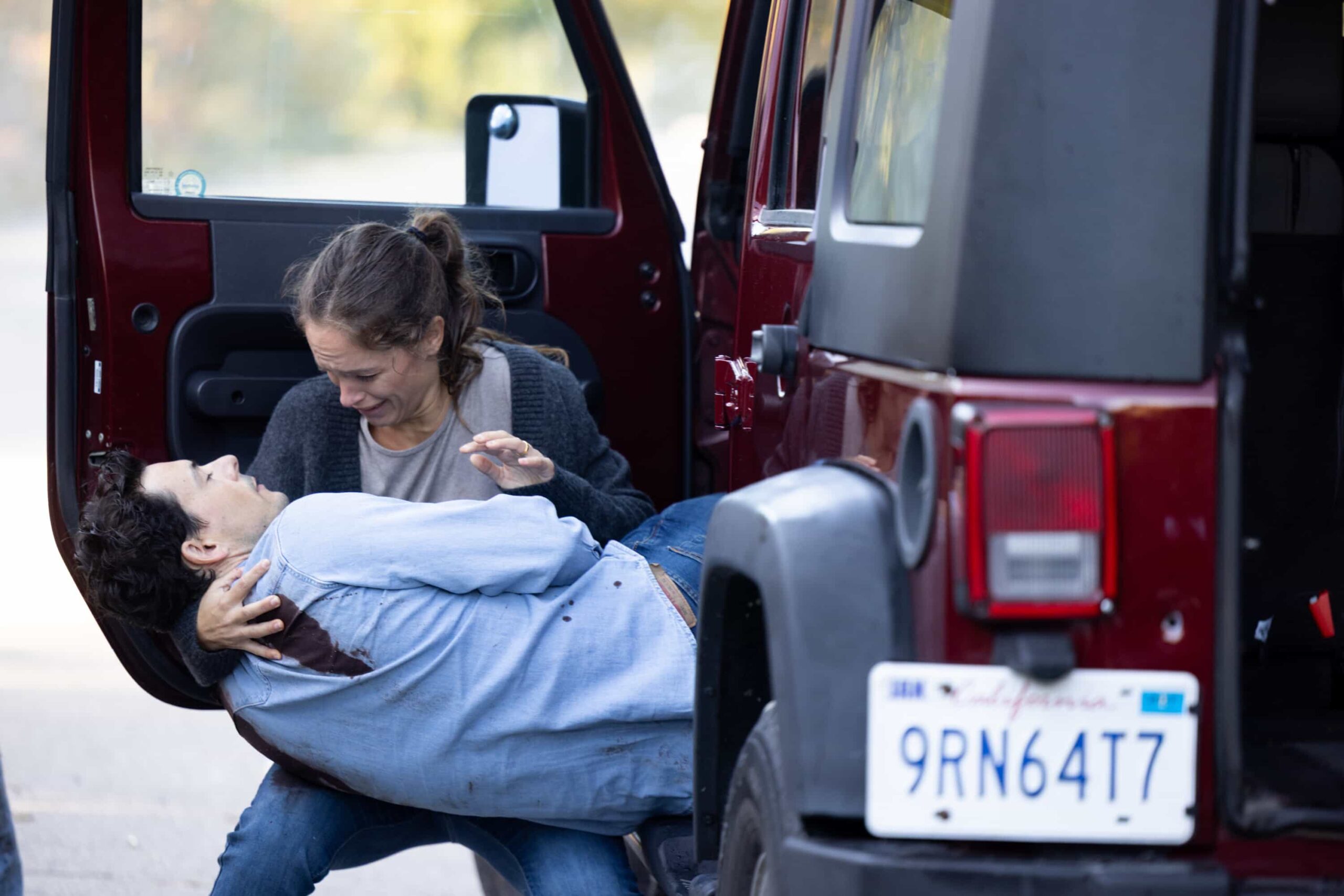 “Death & Taxes” – As cannabis growers in Edgewater scramble to pay their taxes in cash, a violent robbery leaves a man in critical condition and exposes the vulnerability of the legal cannabis trade. Meanwhile, Mickey navigates a tense meal with her stepsister, Sharon (FIRE COUNTRY), on SHERIFF COUNTRY, Friday, Dec. 12 (8:00-9:00 PM, ET/PT) on the CBS Television Network, and streaming on Paramount+ (live and on-demand for Paramount+ Premium plan subscribers, or on-demand for Paramount+ Essential subscribers the day after the episode airs)*. Pictured: Kelly Penner as Jay Miller and Christine Spang as Luna Miller. Photo: Darren Goldstein/CBS ©2025 CBS Broadcasting, Inc. All Rights Reserved.