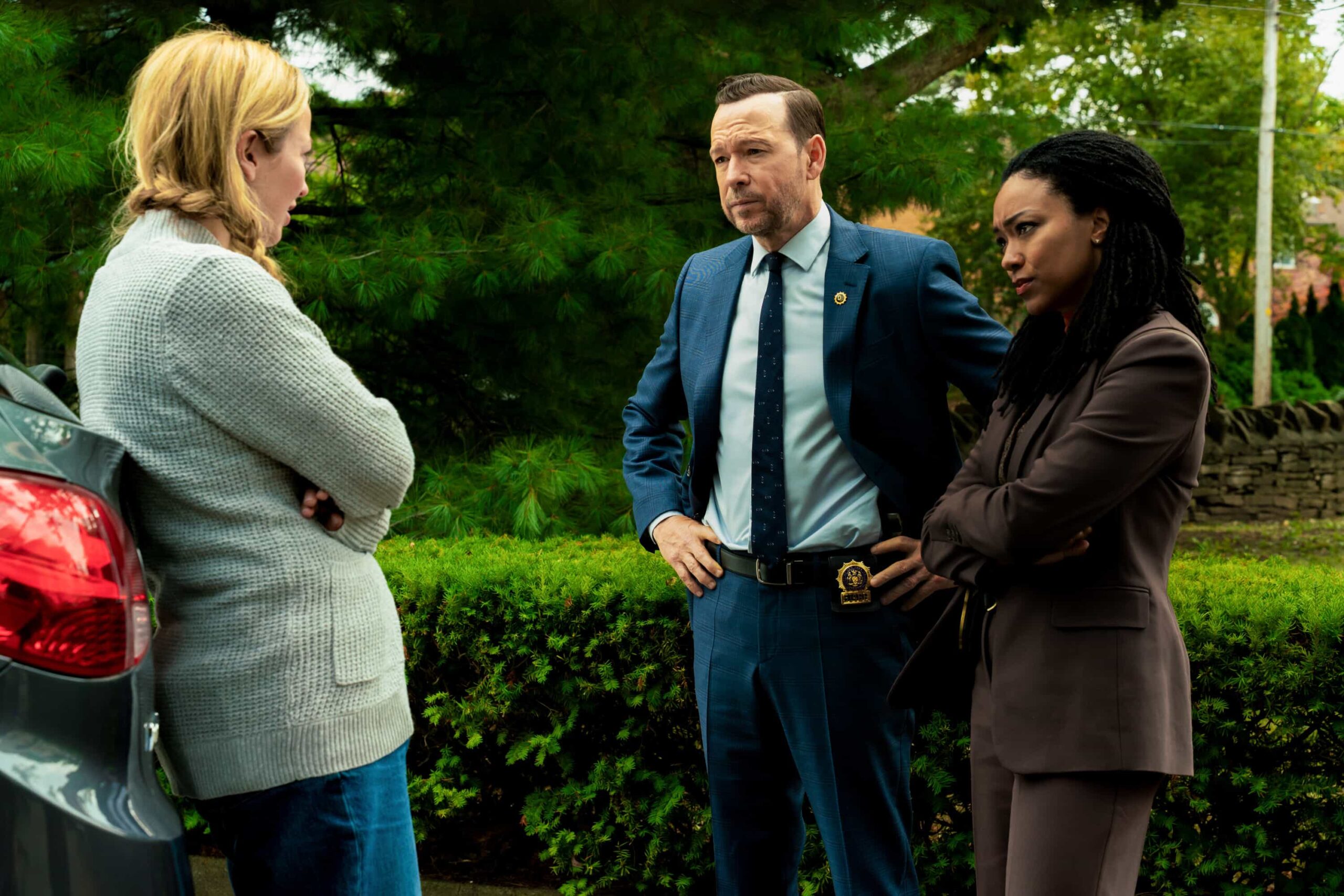 “Suffer the Children” – Danny and Lena take on a high-stakes murder case that leads to one of Boston’s most infamous unsolved crimes. Meanwhile, tensions rise within the Silver family as a complex shooting case sparks debate over accountability and parenting, on “BOSTON BLUE,” Friday, Nov. 14 (10:00-11:00 PM, ET/PT) on the CBS Television Network, and streaming on Paramount+ (live and on-demand for Paramount+ subscribers, or on-demand for Paramount+ Essential subscribers the day after the episode airs)*. Pictured (L-R): Sonequa Martin-Green as Lena Silver and Donnie Wahlberg as Danny Reagan Photo: John Medland/CBS ©2025 CBS Broadcasting, Inc. All Rights Reserved.