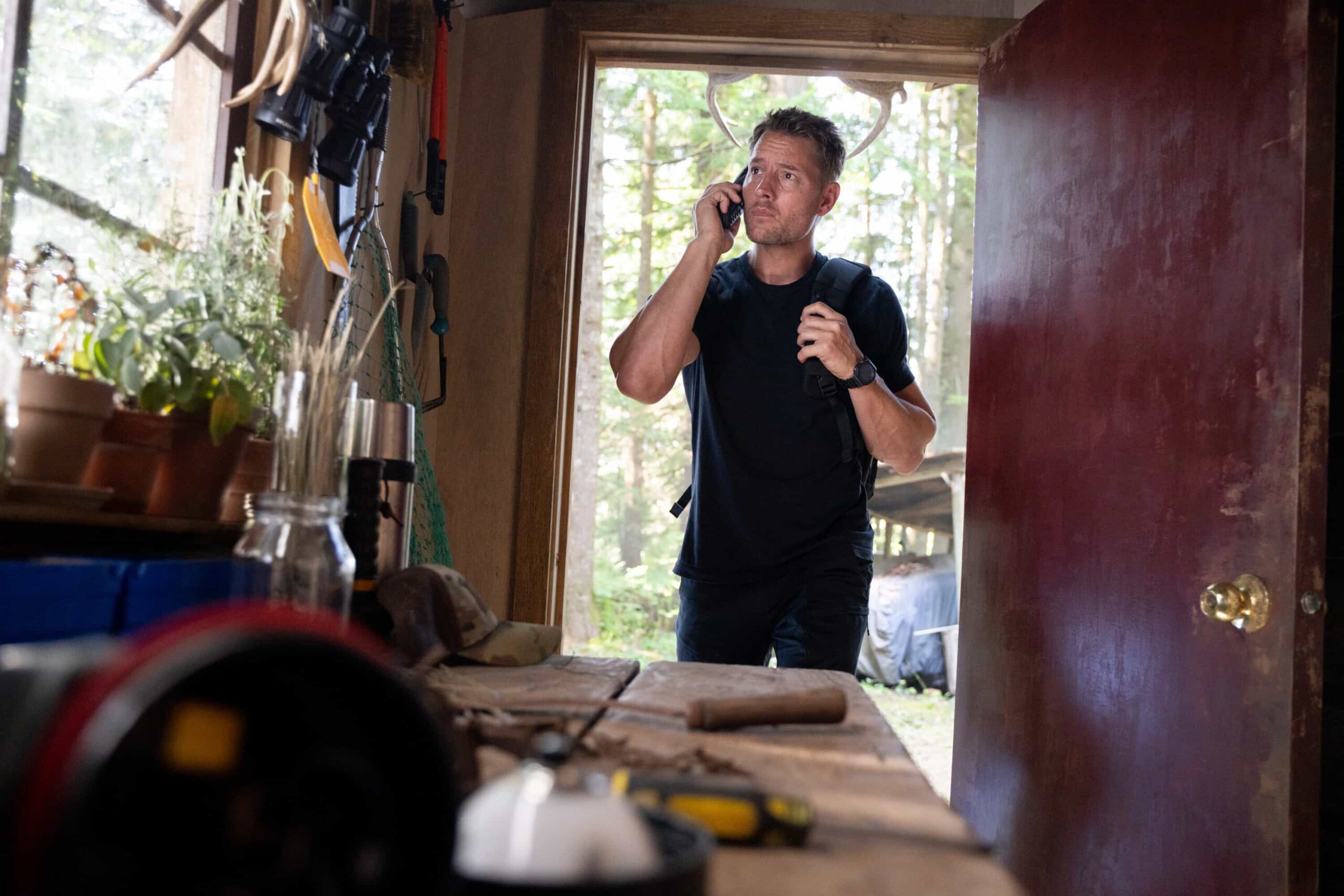 “The Old Ways” – When four teens vanish during a hike in the Santa Cruz Mountains, Colter’s search uncovers a hidden agenda behind their journey, leading him to an off-grid community where all their lives are put in danger, Sunday, Nov. 16 (8:30-9:30PM, ET/PT) on the CBS Television Network, and streaming on Paramount+ (live and on-demand for Paramount+ Premium plan subscribers, or on-demand for Paramount+ Essential subscribers the day after the episode airs)*.  Pictured: Justin Hartley as Colter Shaw. Photo: Colin Bentley/CBS ©2025 CBS Broadcasting, Inc. All Rights Reserved.