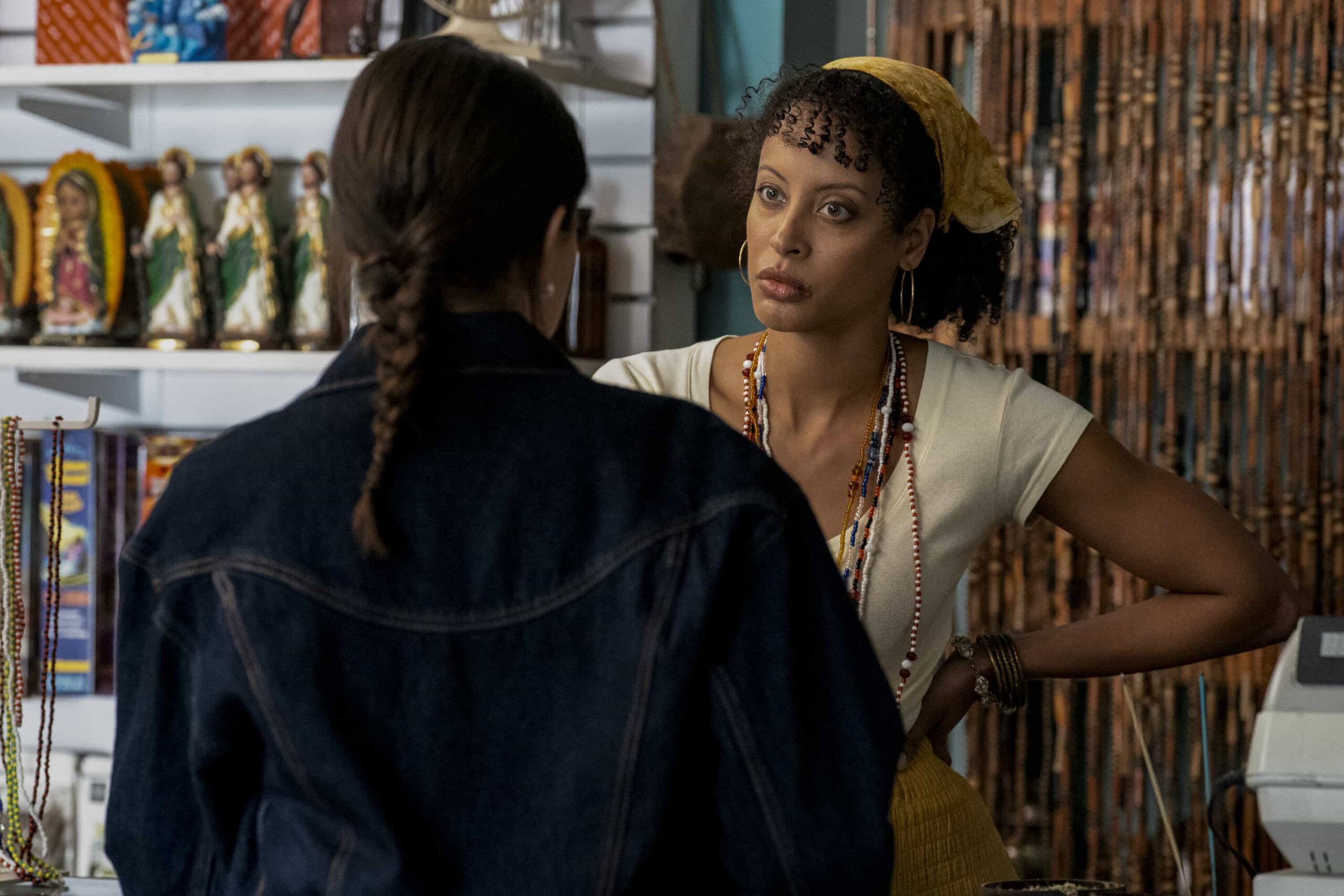 “Happy Birthday” – When an anonymous tip leads to the discovery of a young Marine’s body at a chilling crime scene, Randy believes it could be connected to a previous case where a coin was left in the victim’s throat. Also, Franks tries to track down priceless packages meant for his brother, Mason (guest star Philip Winchester), on NCIS: ORIGINS, Tuesday, Nov. 18 (9:00-10:00 PM, ET/PT) on the CBS Television Network, and streaming on Paramount+ (live and on demand for Paramount+ Premium plan subscribers, or on demand for Paramount+ Essential subscribers the day after the episode airs)*.  Pictured (L-R):  Photo: Erik Voake/CBS ©2025 CBS Broadcasting, Inc. All Rights Reserved.