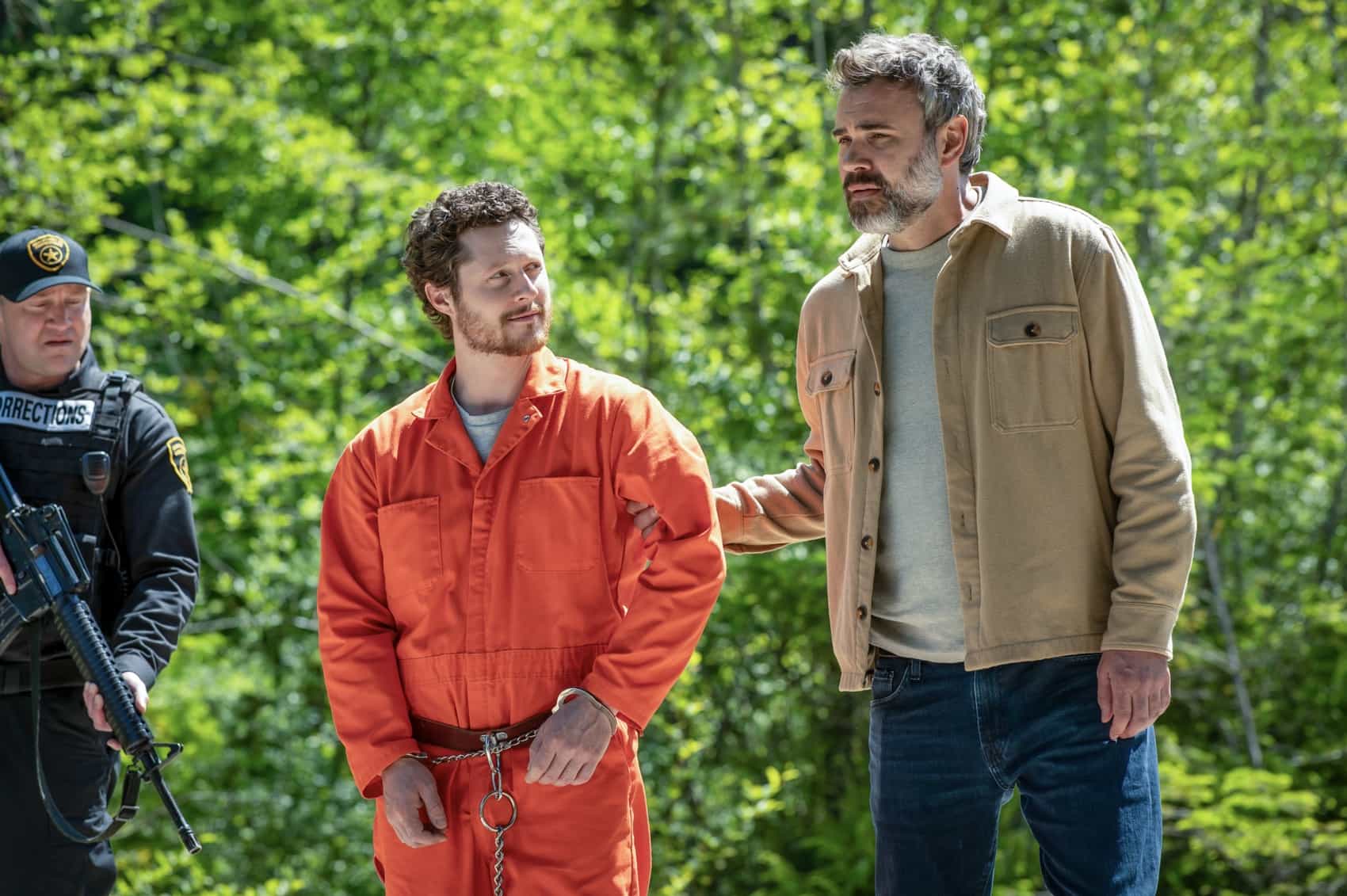 MURDER IN A SMALL TOWN: L-R: Guest star Patrick Roccas, guest star Noah Reid, and Rossif Sutherland in the "Masterpiece" episode of MURDER IN A SMALL TOWN airing Tuesday, Nov. 18 (8:00-9:00PM ET/PT) on FOX. ©2025 Fox Media LLC. CR: Kailey Schwerman/ FOX.