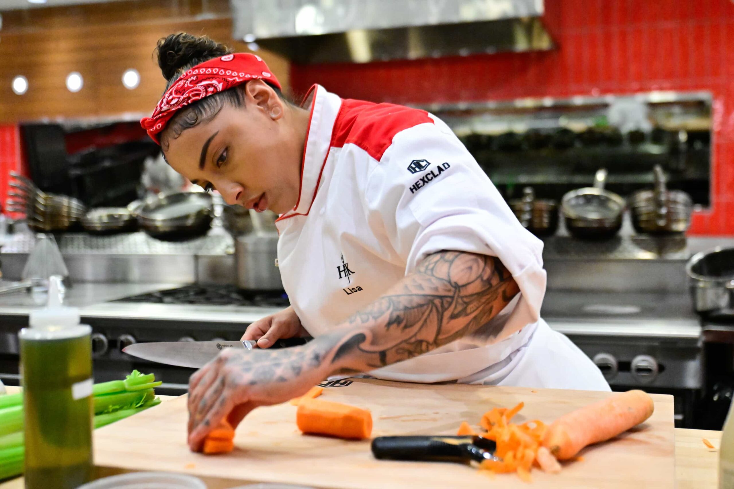 Hell’s Kitchen Season 24 Episode 9 : Contestant Lisa in the "Hell Hath No Fury Like Anaiya Scorned" episode of HELL’S KITCHEN airing Thursday, Nov. 20 (8:00- 9:01PM ET/PT) on FOX. CR: FOX. ©2025 FOX Media LLC.
