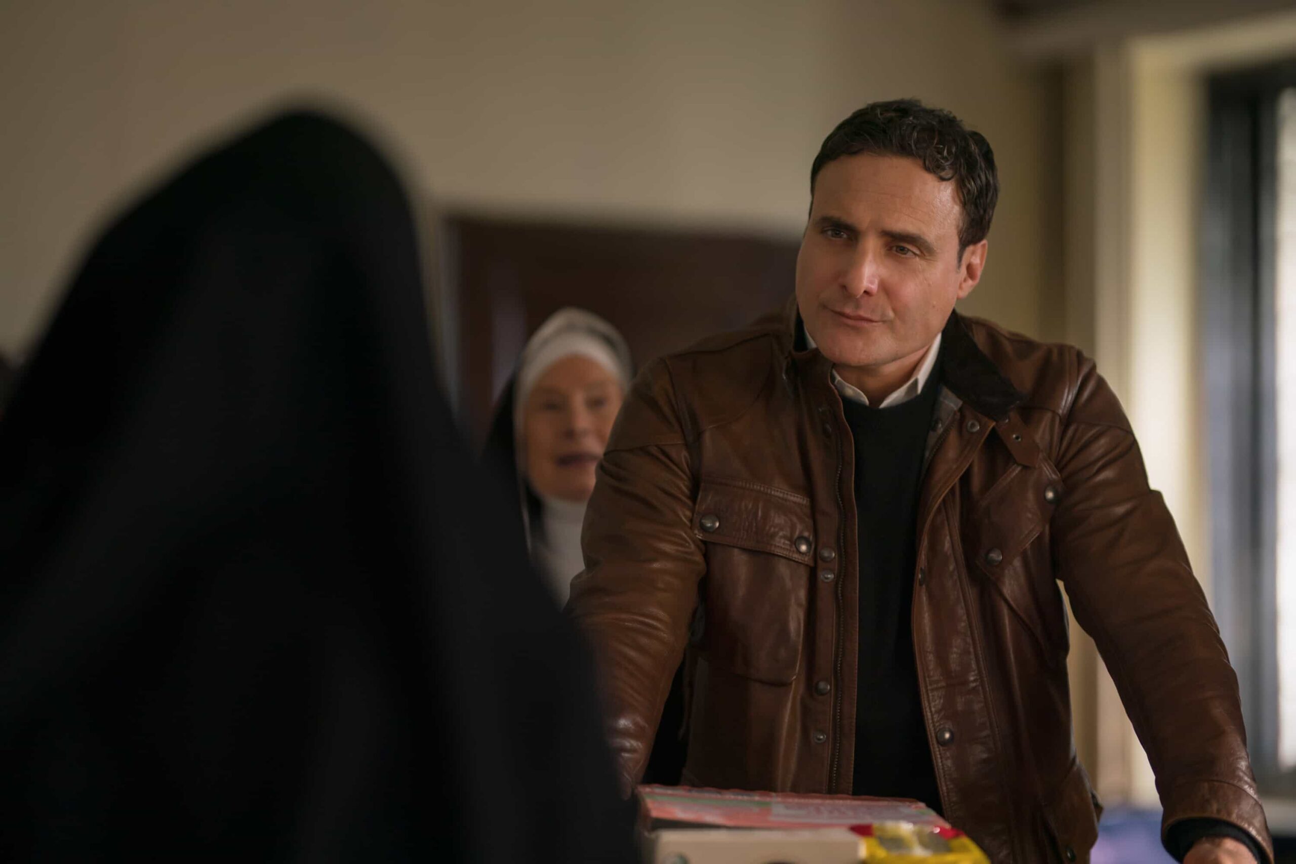 “And Then There Were Nuns” – A pop star\'s (Lindsey Normington) purchase of a failing convent turns divine real estate into a murder scene as Elsbeth takes on the Mother of all nuns (Dianne Wiest). Meanwhile, Teddy digs into Alec Bloom’s past for a feature he is working on, on the CBS Original series ELSBETH, Thursday, Nov. 20 (10:00-11:00 PM, ET/PT) on the CBS Television Network and streaming on Paramount+ (live and on-demand for Paramount+ Premium plan subscribers, or on-demand for Paramount+ Essential subscribers the day after the episode airs).       Pictured: Dominic Fumusa as Jack Wilson Photo: Michael Parmelee/CBS ©2025 CBS Broadcasting, Inc. All Rights Reserved.