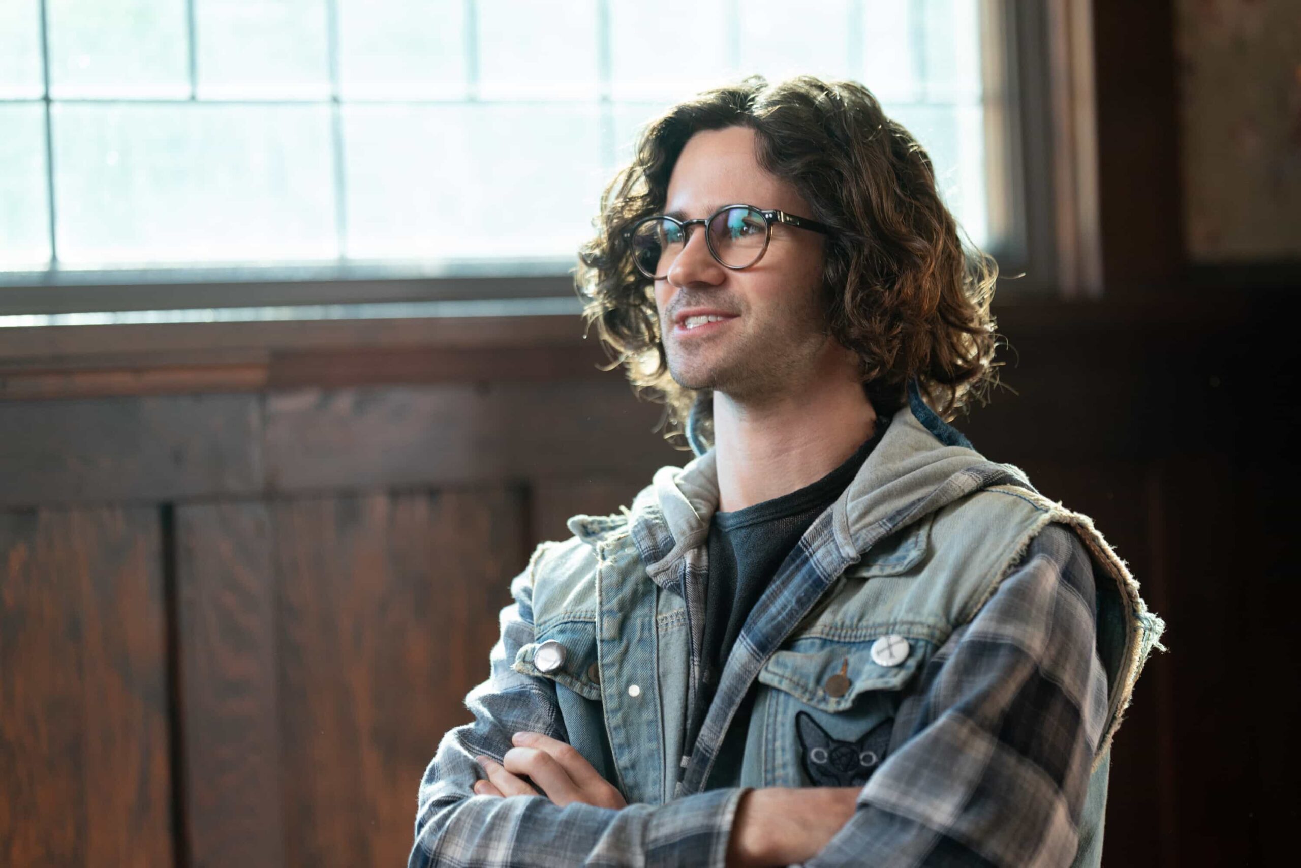 “Angel” – When a crime scene cleaner disappears, Colter discovers her fascination with true crime, which may have led her into dangerous territory. As he follows her trail, Colter uncovers a group of amateur sleuths whose hunt for a killer puts everyone at risk, Sunday, Nov. 23 (8:00-9:00 PM, ET/PT) on the CBS Television Network, and streaming on Paramount+ (live and on-demand for Paramount+ Premium plan subscribers, or on-demand for Paramount+ Essential subscribers the day after the episode airs)*. Pictured: Connor Paolo as Gunther Photo: Darko Sikman/CBS ©2025 CBS Broadcasting, Inc. All Rights Reserved.