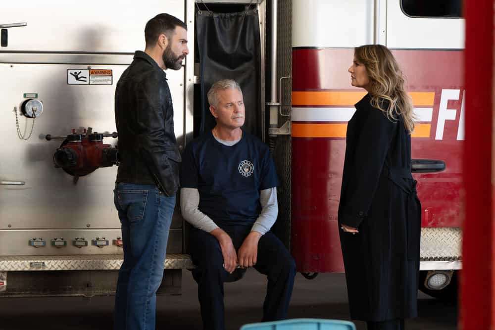 Brilliant Minds Season 2 Episode 9 Fire Fighter Episode 209 -- Pictured: (l-r) Zachary Quinto as Dr. Oliver Wolf, Eric Dane as Matthew Ramati, Mädchen Amick as Alicia Ramati -- (Photo by: Pief Weyman/NBC)