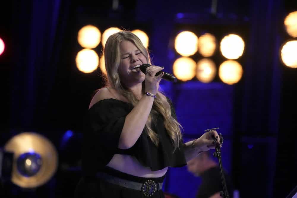 THE VOICE -- The Knockouts Part 5 Episode 2814 -- Pictured: Lauren Anderson -- (Photo by: Casey Durkin/NBC)