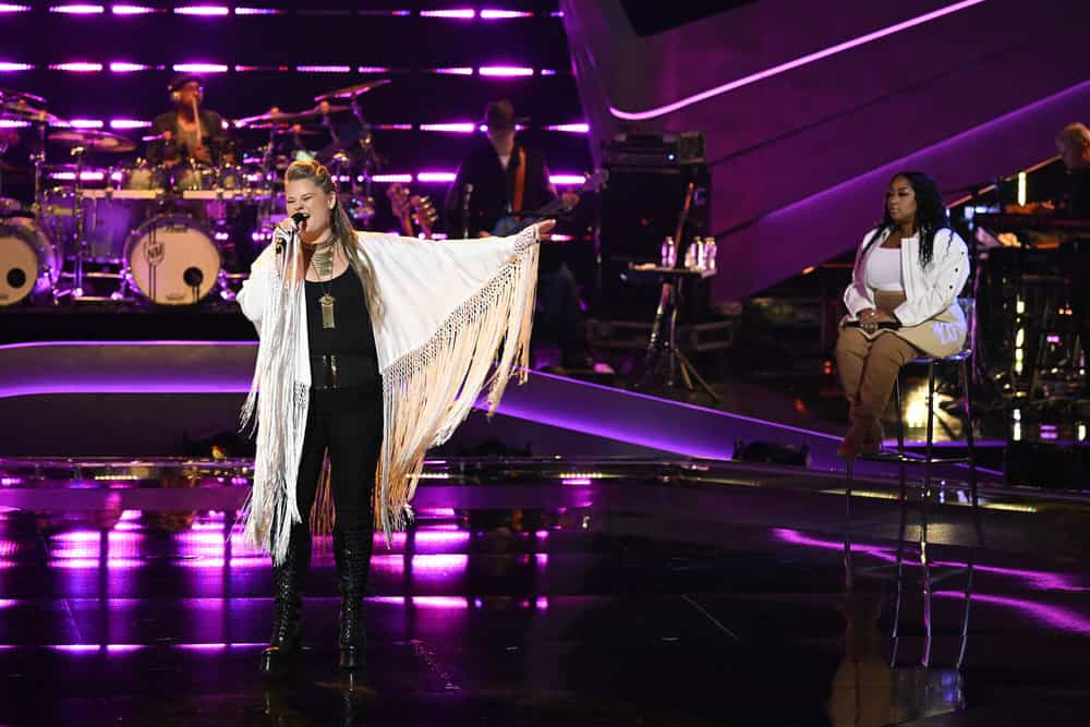 THE VOICE -- The Knockouts Part 5 Episode 2814 -- Pictured: (l-r) Lauren Anderson, Yoshihanaa -- (Photo by: Griffin Nagel/NBC)