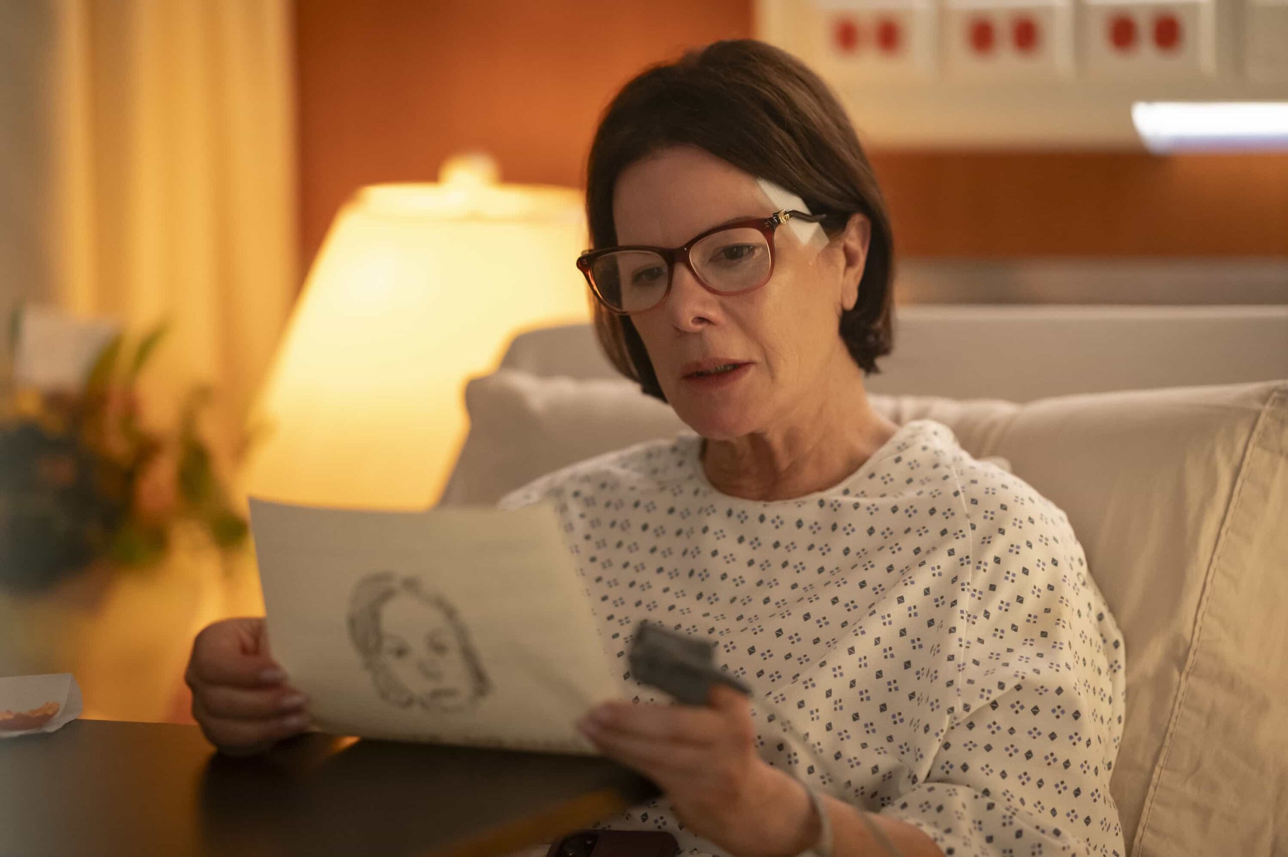 MURDER IN A SMALL TOWN: Marcia Gay Harden in the "Fall of Holman" episode of MURDER IN A SMALL TOWN airing Tuesday, Nov. 25 (8:00-9:00PM ET/PT) on FOX. ©2025 Fox Media LLC. CR: Kailey Schwerman/ FOX.