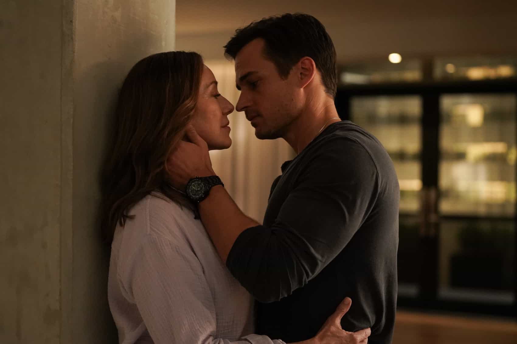 DOC Season 2 Episode 9 “Kaddish” – Photos, Plot, & Tune-In Details 11 DOC: L-R: Molly Parker and Jon-Michael Ecker in the "Kaddish" episode of DOC airing Tuesday, Nov. 25 (8:00-9:00 PM ET/PT) on FOX. CR: John Medland/FOX. ©2025 FOX Media LLC.