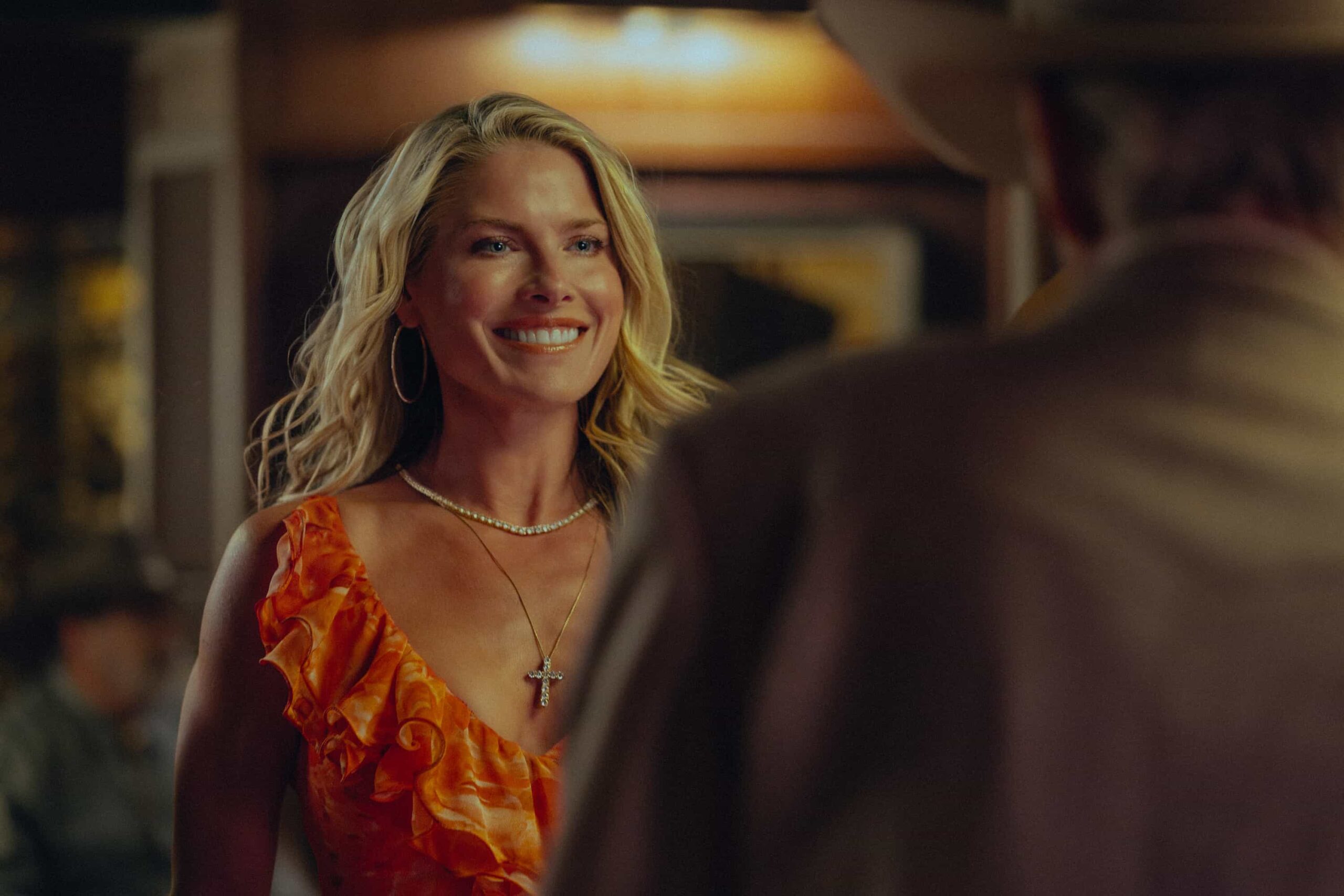 Landman Season 2 Episode 3, titled “Almost a Home.” Ali Larter as Angela Norris in Landman episode 3, season 2, streaming on Paramount+. Photo Credit: Emerson Miller/Paramount+