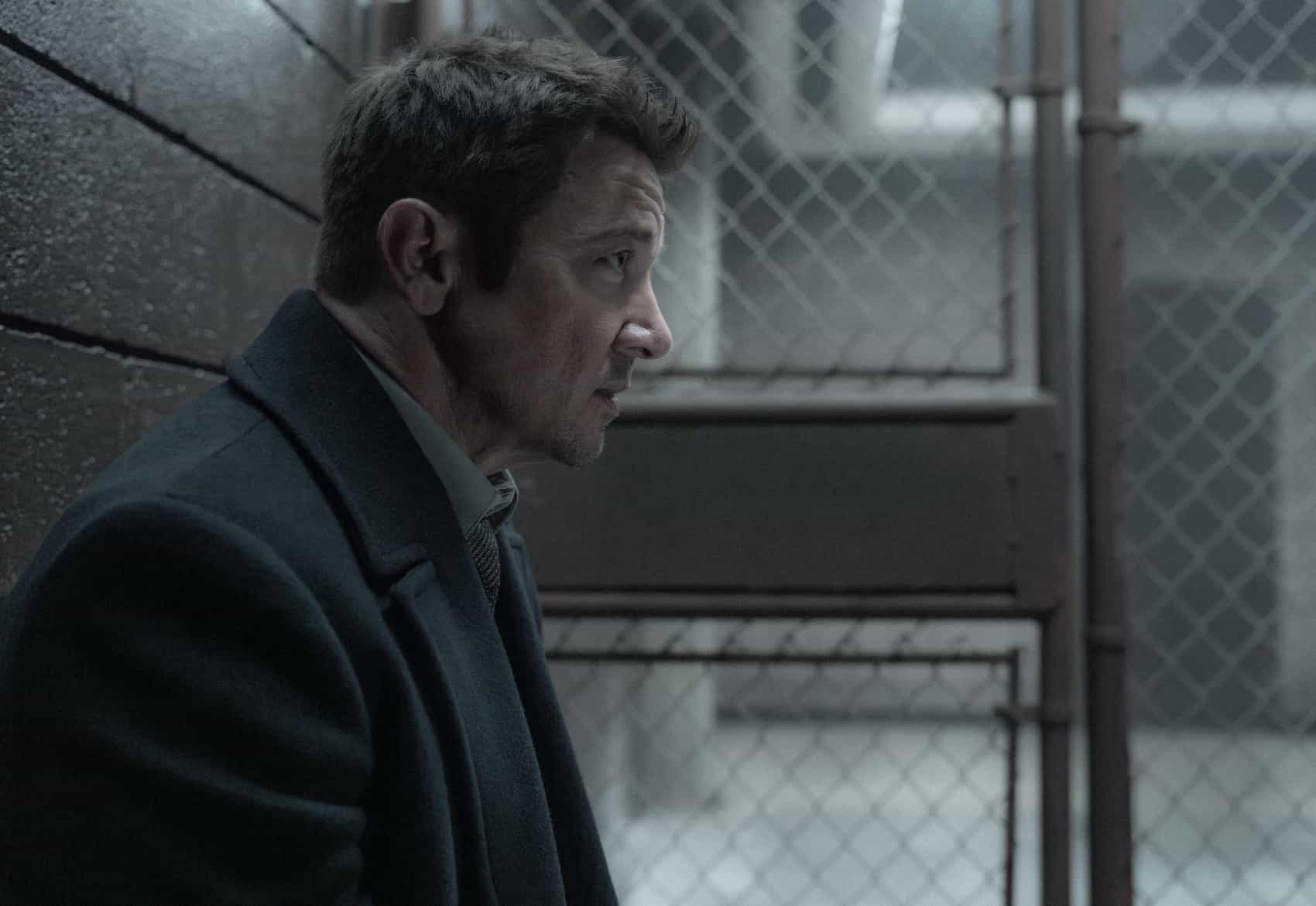 Jeremy Renner as Mike McLusky in Mayor of Kingstown episode 6, season 4, streaming on Paramount+, 2025. Credit: Dennis P. Mong Jr./Paramount+ ©2025 Viacom International Inc. All Rights Reserved. Mayor of Kingstown and all related titles, logos and characters are trademarks of Viacom International Inc.