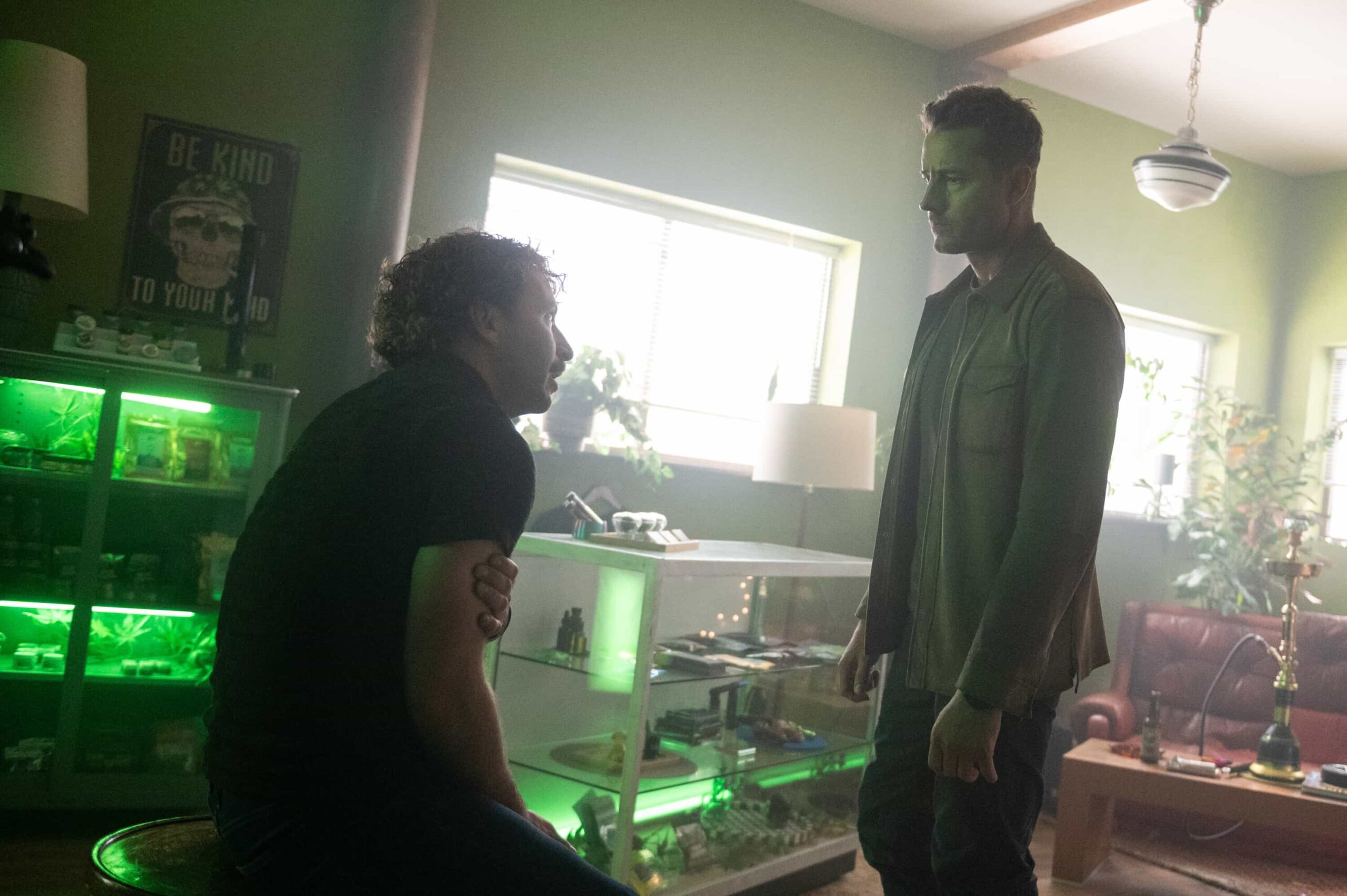 “Eat the Rich” – When chasing down leads about his father’s past, Colter meets a man desperate to find his daughter who vanished while working a courier route. As Colter retraces his steps, he’s pulled into an orbit of a wealthy family and their ruthless fixer, who will stop at nothing to keep their secrets buried, Sunday, Nov. 30 (8:30-9:30 PM, ET/8:00-9:00 PM, PT) on the CBS Television Network, and streaming on Paramount+ (live and on-demand for Paramount+ Premium plan subscribers, or on-demand for Paramount+ Essential subscribers the day after the episode airs)*. Pictured: Peter Gatsby as Jenks and Justin Hartley as Colter Shaw. Photo: Sergei Bachlakov/CBS ©2025 CBS Broadcasting, Inc. All Rights Reserved.