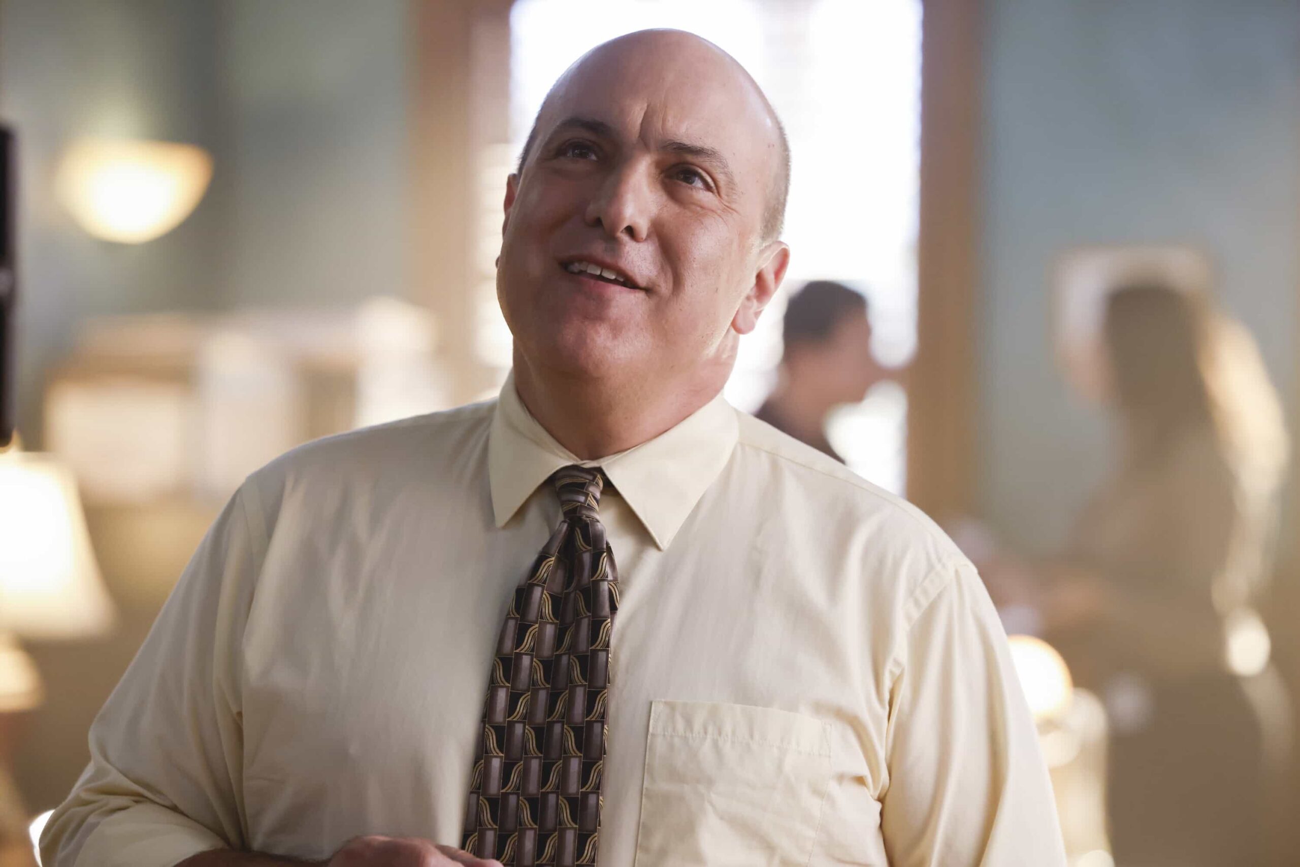 “Crazy Little Thing Called Love” – The team investigates the murder of a Marine who had recently been handpicked for a classified mission. Also, Wheeler’s personal life is upended, Lala is thrown by unexpected news from Vera, and Gibbs and Diane double-date with Randy and his wife, on NCIS: ORIGINS, Tuesday, Dec. 2 (9:00-10:00 PM, ET/PT) on the CBS Television Network, and streaming on Paramount+ (live and on demand for Paramount+ Premium plan subscribers, or on demand for Paramount+ Essential subscribers the day after the episode airs)*.  Pictured: Matthew Henderson as NIS Special Agent Carl Loughlin.  Photo: Sonja Flemming/CBS ©2025 CBS Broadcasting, Inc. All Rights Reserved.