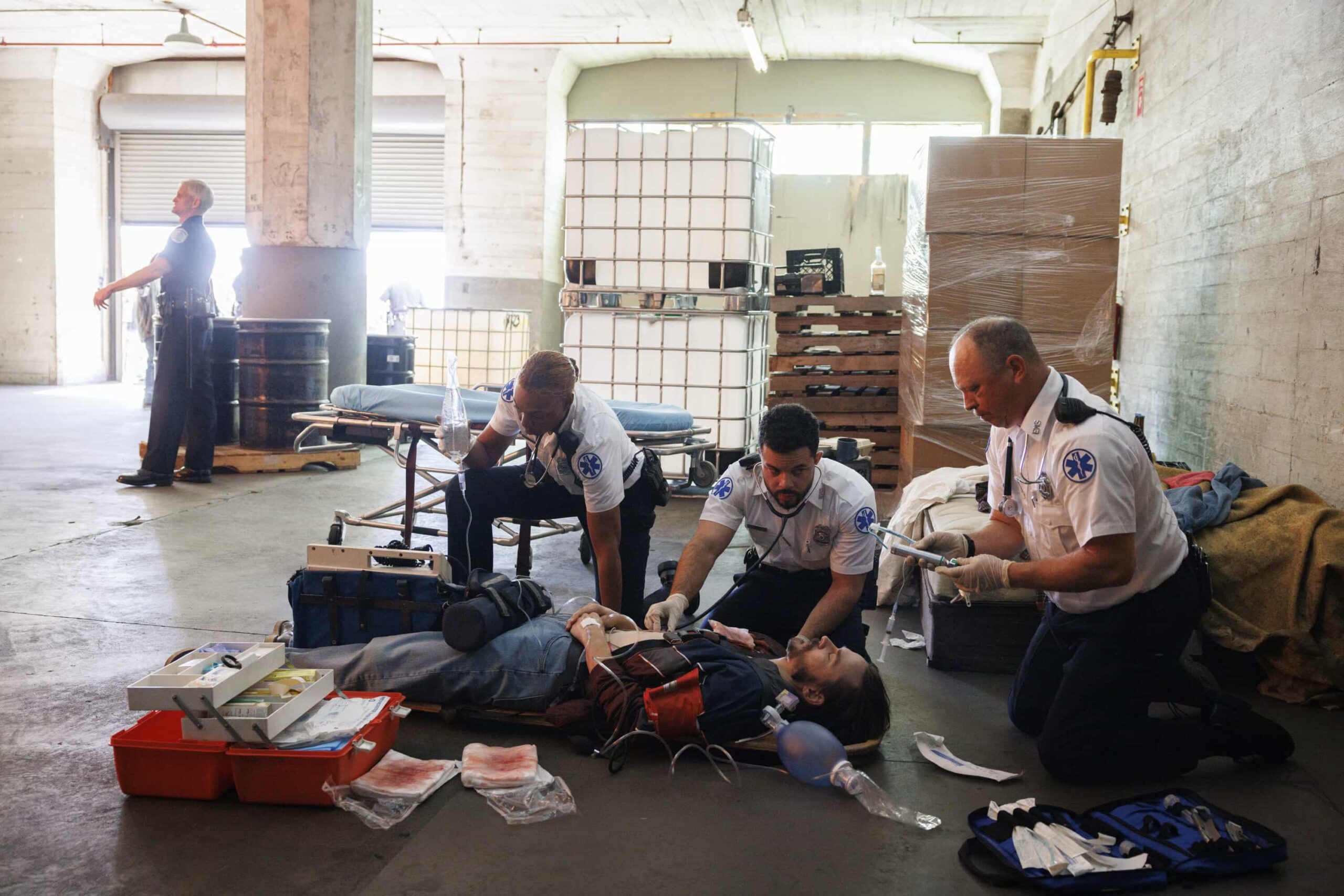 NCIS Origins Season 2 Episode 8 “End of the Road” – When Lala’s favorite CI is shot, the team joins forces with Oceanside PD to determine who was behind the attack. Also, Franks visits his brother Mason (guest star Philip Winchester) at the compound, and Gibbs’ relationship with Diane is tested when she gets a job in Los Angeles, on NCIS: ORIGINS, Tuesday, Dec. 9 (9:00-10:00 PM, ET/PT).  Photo: Greg Gayne/CBS ©2025 CBS Broadcasting, Inc. All Rights Reserved.