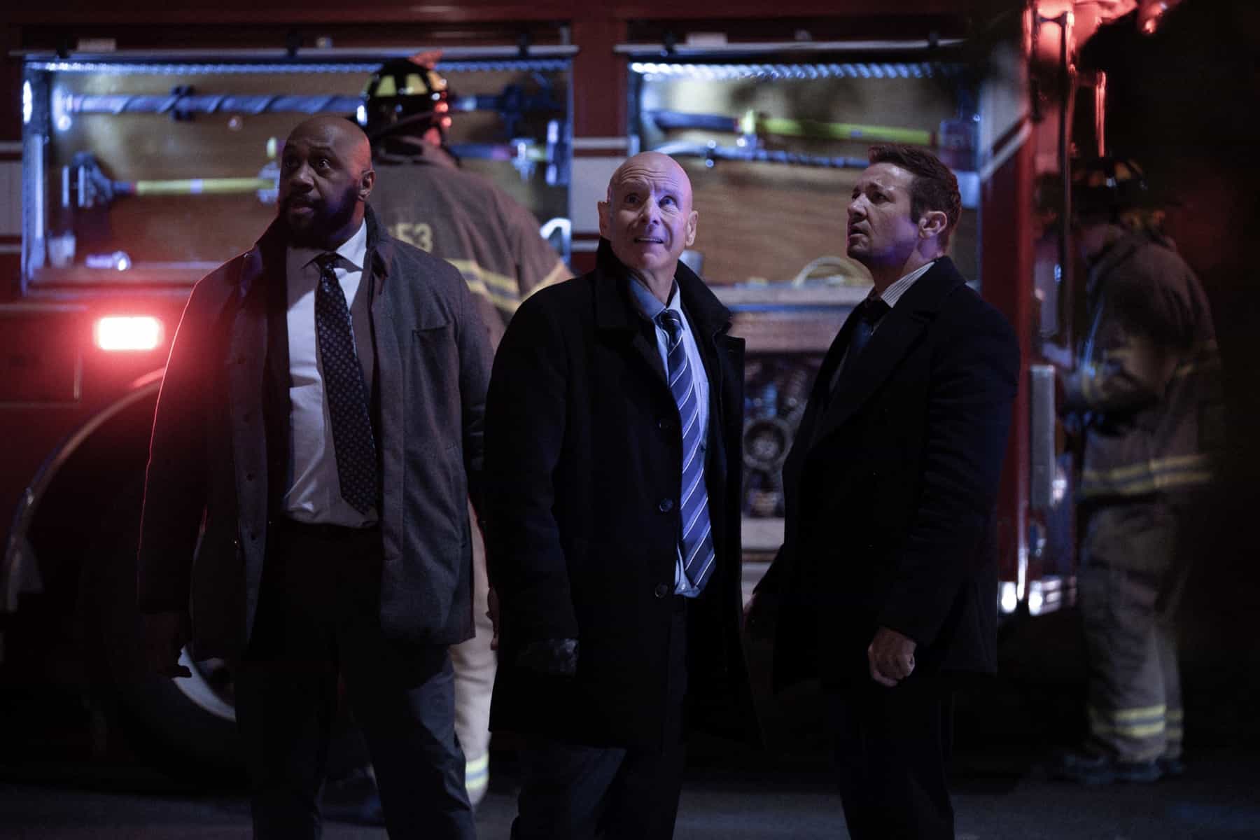 Mayor of Kingstown Season 4 Episode 8 Photos – “Belleville” Mike’s Deadly Trap & Prison Break Chaos 7 L-R: Derek Webster as Stevie, Hugh Dillon as Ian and Jeremy Renner as Mike McLusky in Mayor of Kingstown episode 8, season 4, streaming on Paramount+, 2025. Credit: Jeremy Parsons/Paramount+