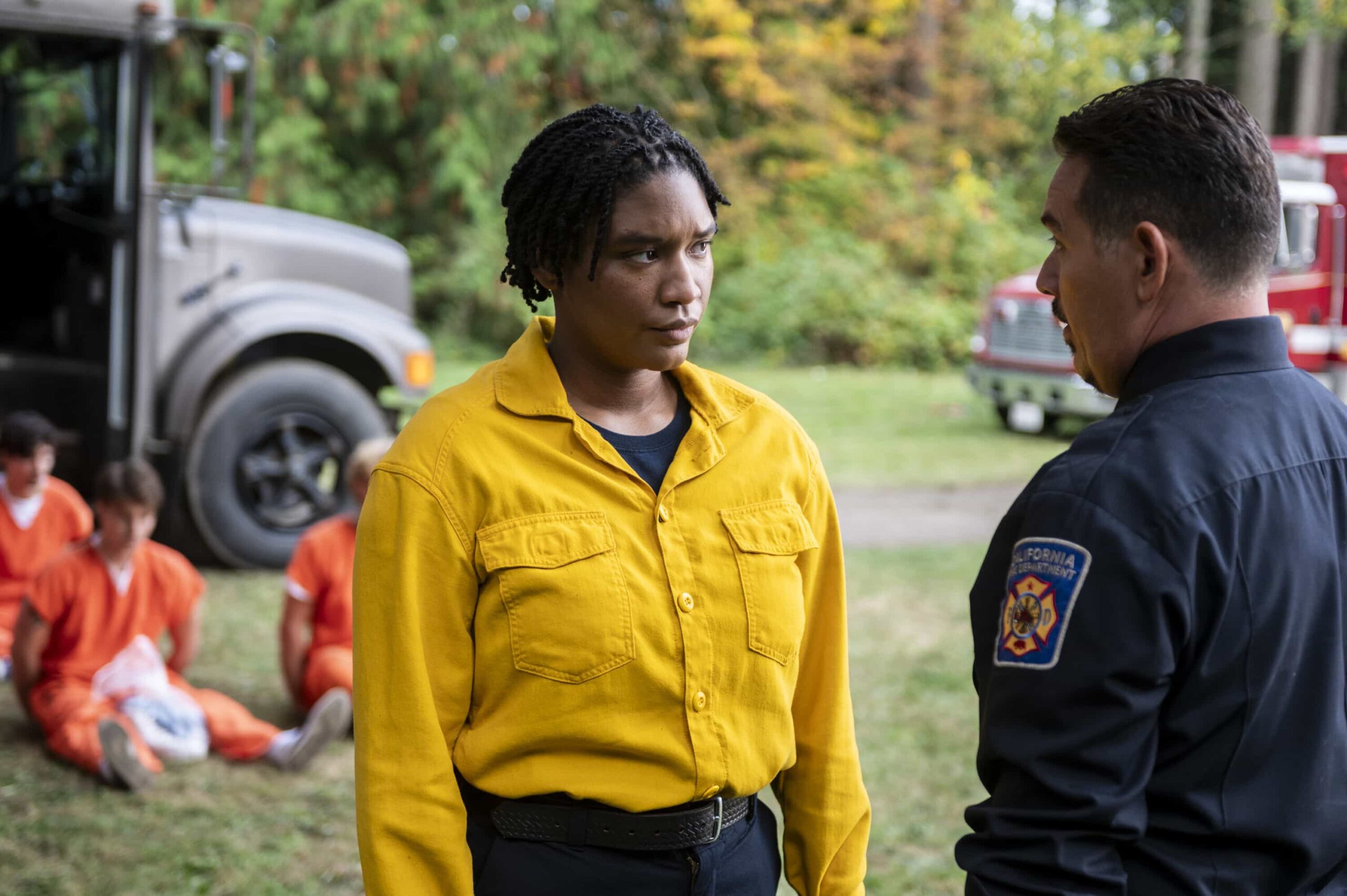 Fire Country Season 4 Episode 8 “Fresh Start” – Bode participates in a high school drunk-driving drill that unexpectedly reconnects him with a former classmate, Chloe (Alona Tal from SEAL TEAM). Meanwhile, Three Rock reopens with a new crew and high hopes, on FIRE COUNTRY, Friday, Dec. 12 (9:00-10:00 PM, ET/PT). Pictured: Jules Latimer as Eve Edwards. Photo: Sergei Bachlakov/CBS ©2025 CBS Broadcasting, Inc. All Rights Reserved.