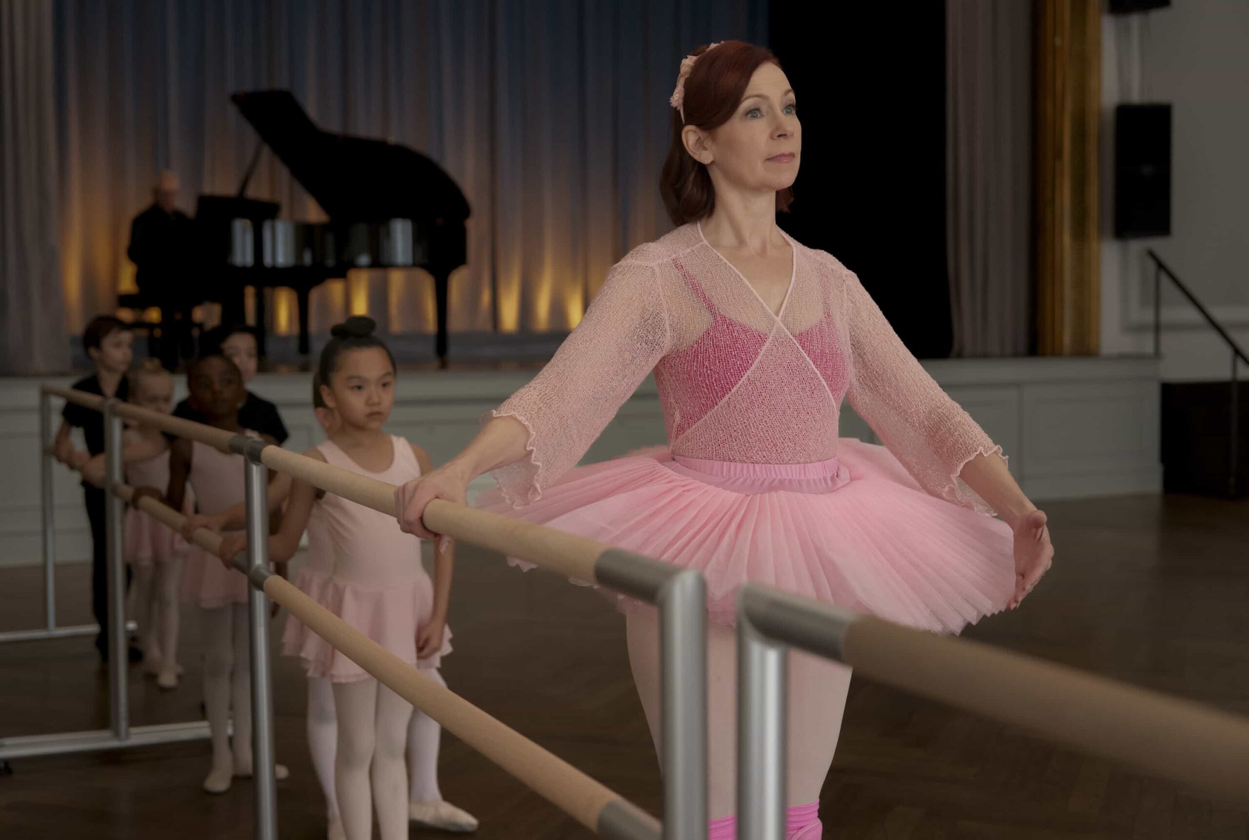 “A Hard Nut to Crack” – When an avant-garde choreographer’s “Nutcracker” rehearsal turns deadly, Elsbeth leaps into the cutthroat world of New York ballet, on ELSBETH, Thursday, Dec. 18 (10:00-11:00 PM, ET/PT) .  Pictured: Carrie Preston as Elsbeth Tascioni    Photo: Michael Parmelee/CBS ©2025 CBS Broadcasting, Inc. All Rights Reserved.