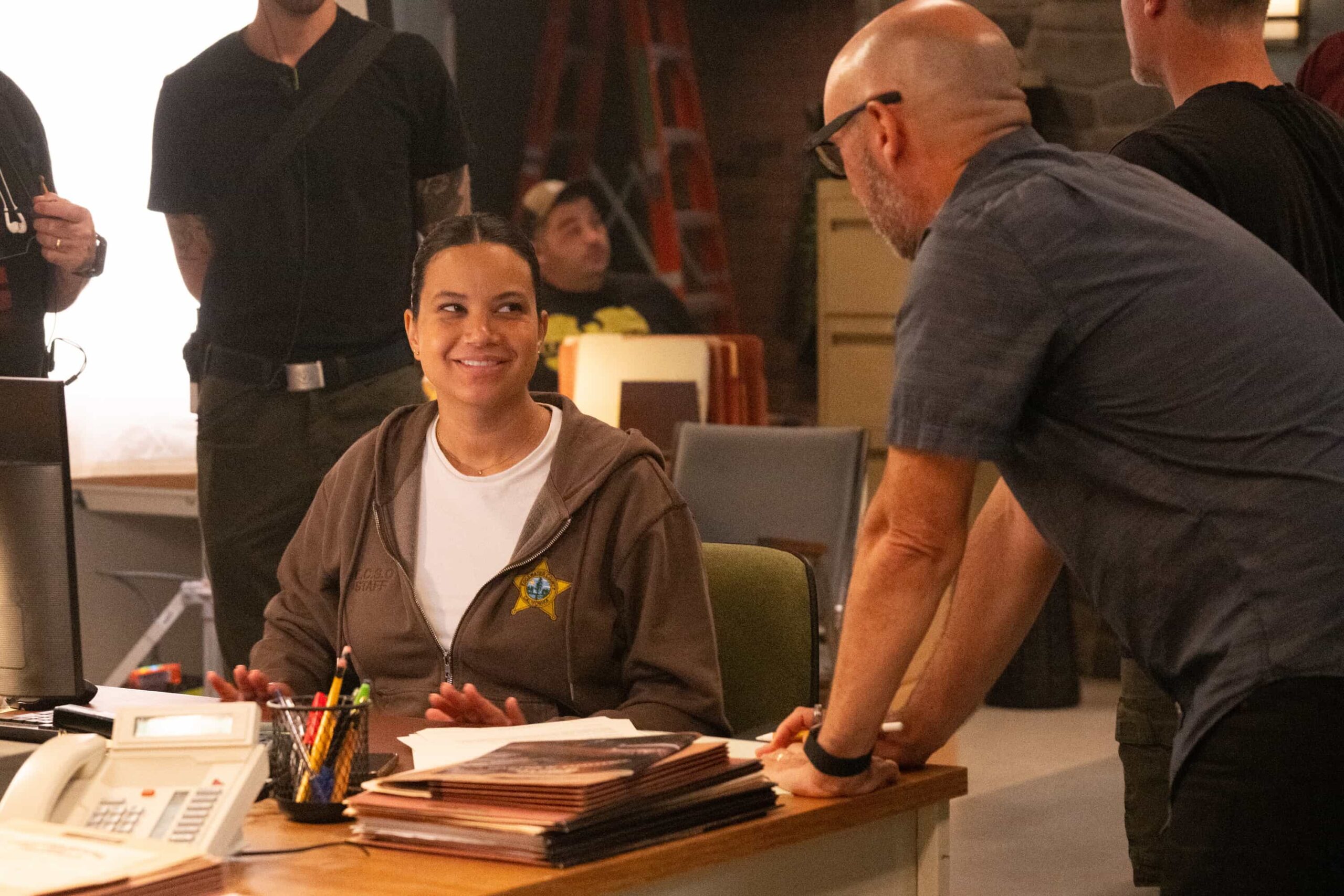 “Crucible, Part 1” Behind The Scenes– After a father and son flee a secluded ranch run by one of Edgewater’s most power families, Mickey investigates disturbing allegations of abuse and uncovers dangerous secrets, which leads to a tense standoff and confrontation, on SHERIFF COUNTRY, Friday, Dec. 19 (8:00-9:00 PM, ET/PT). PIctured: Michele Weaver. Photo: Christos Kalohoridis/CBS ©2025 CBS Broadcasting, Inc. All Rights Reserved.