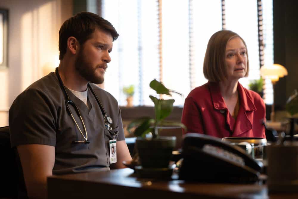BRILLIANT MINDS -- "10 Minutes " Episode 211 -- Pictured: (l-r) Alex MacNicoll as Dr. Van Markus, Allison Hossack as Shauna -- (Photo by: Pief Weyman/NBC)