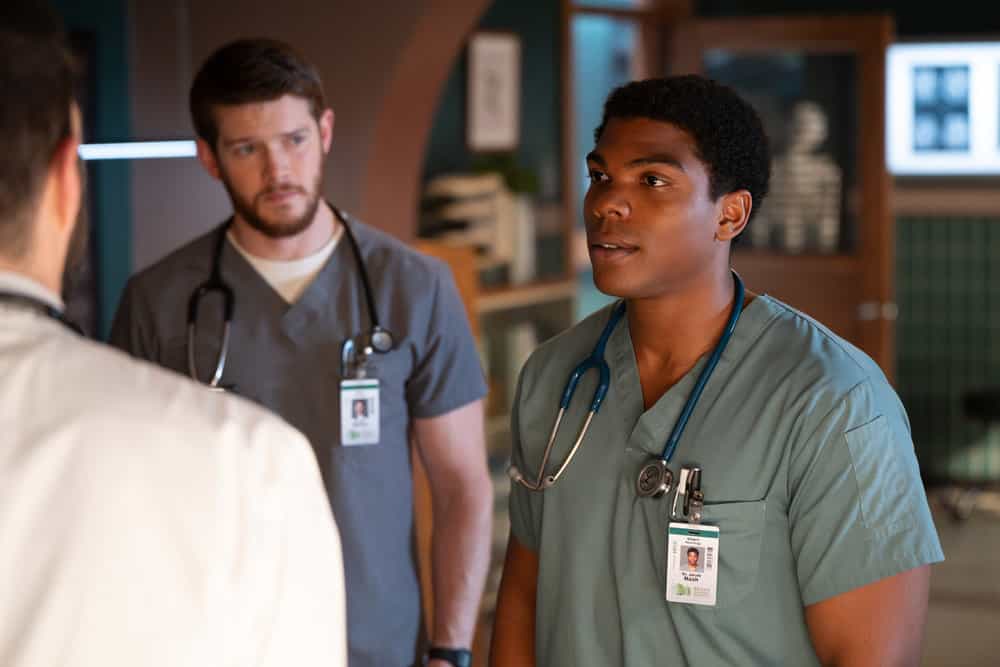 BRILLIANT MINDS -- "10 Minutes " Episode 211 -- Pictured: (l-r) Alex MacNicoll as Dr. Van Markus, Spence Moore II as Dr. Jacob Nash -- (Photo by: Pief Weyman/NBC)
