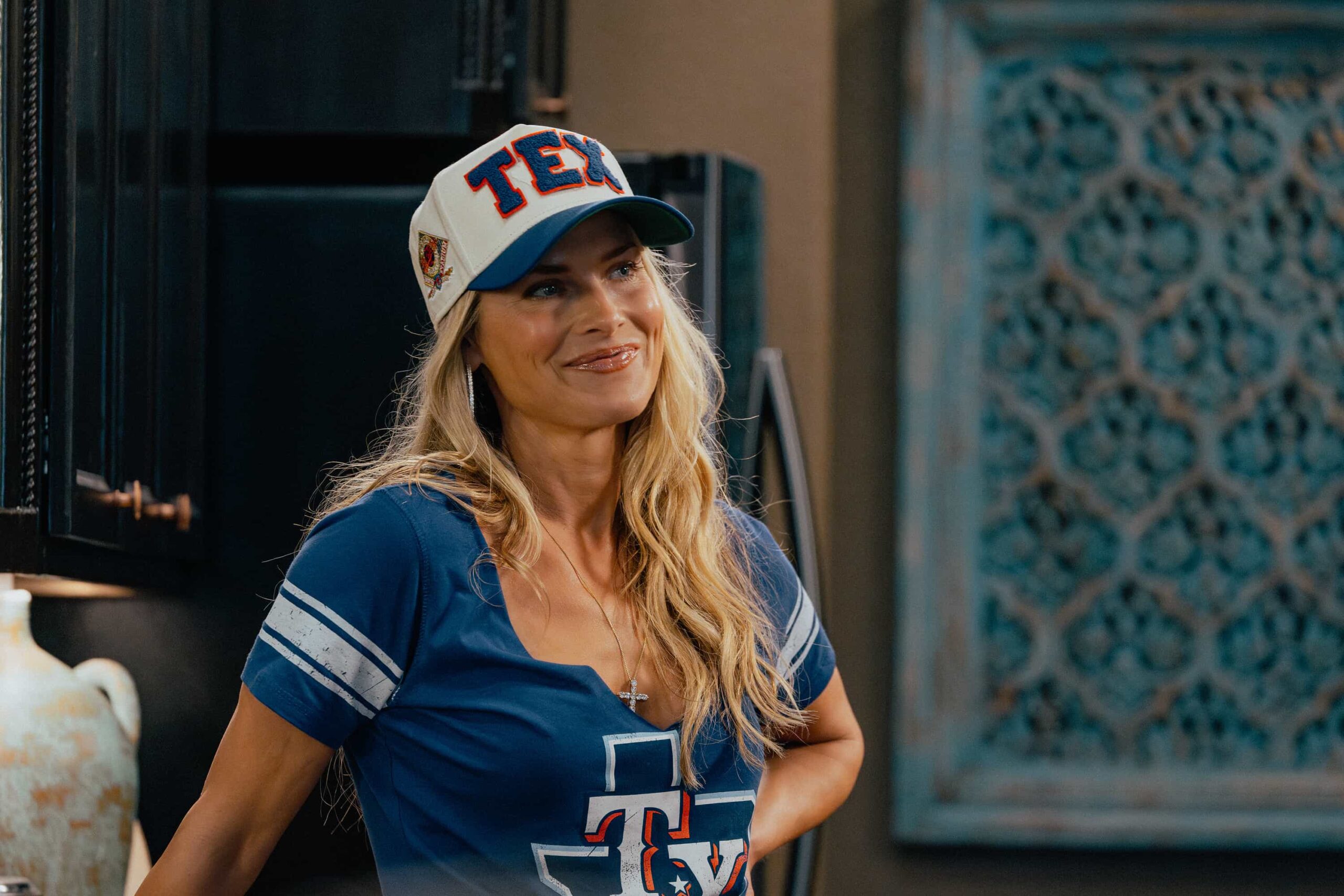 Landman season 2 episode 8 image - Ali Larter as Angela in Landman episode 8, season 2, streaming on Paramount+. Photo Credit: Emerson Miller/Paramount+