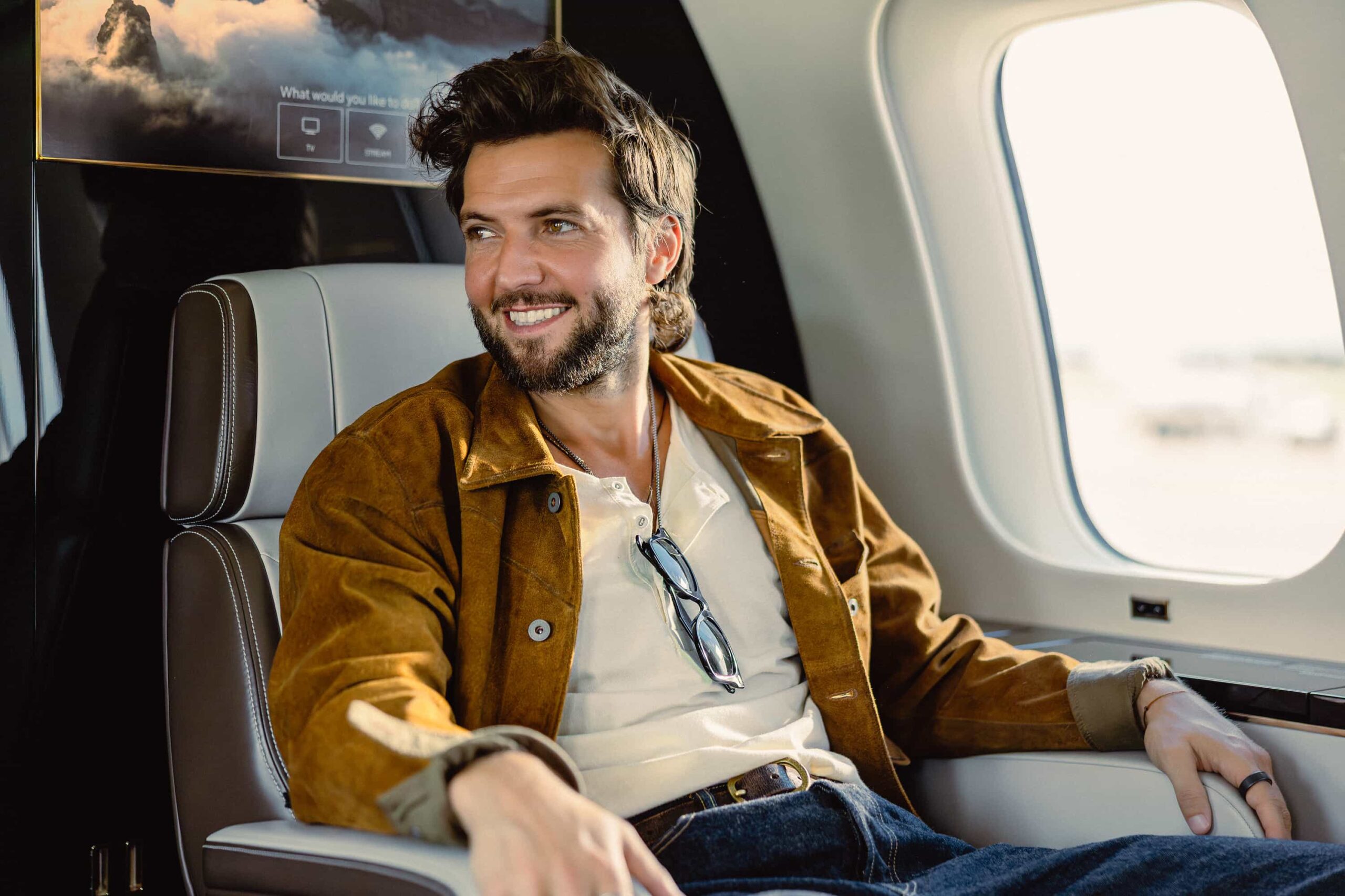 Guy Burnet as Charlie in Landman episode 8, season 2, streaming on Paramount+. Photo Credit: Emerson Miller/Paramount+