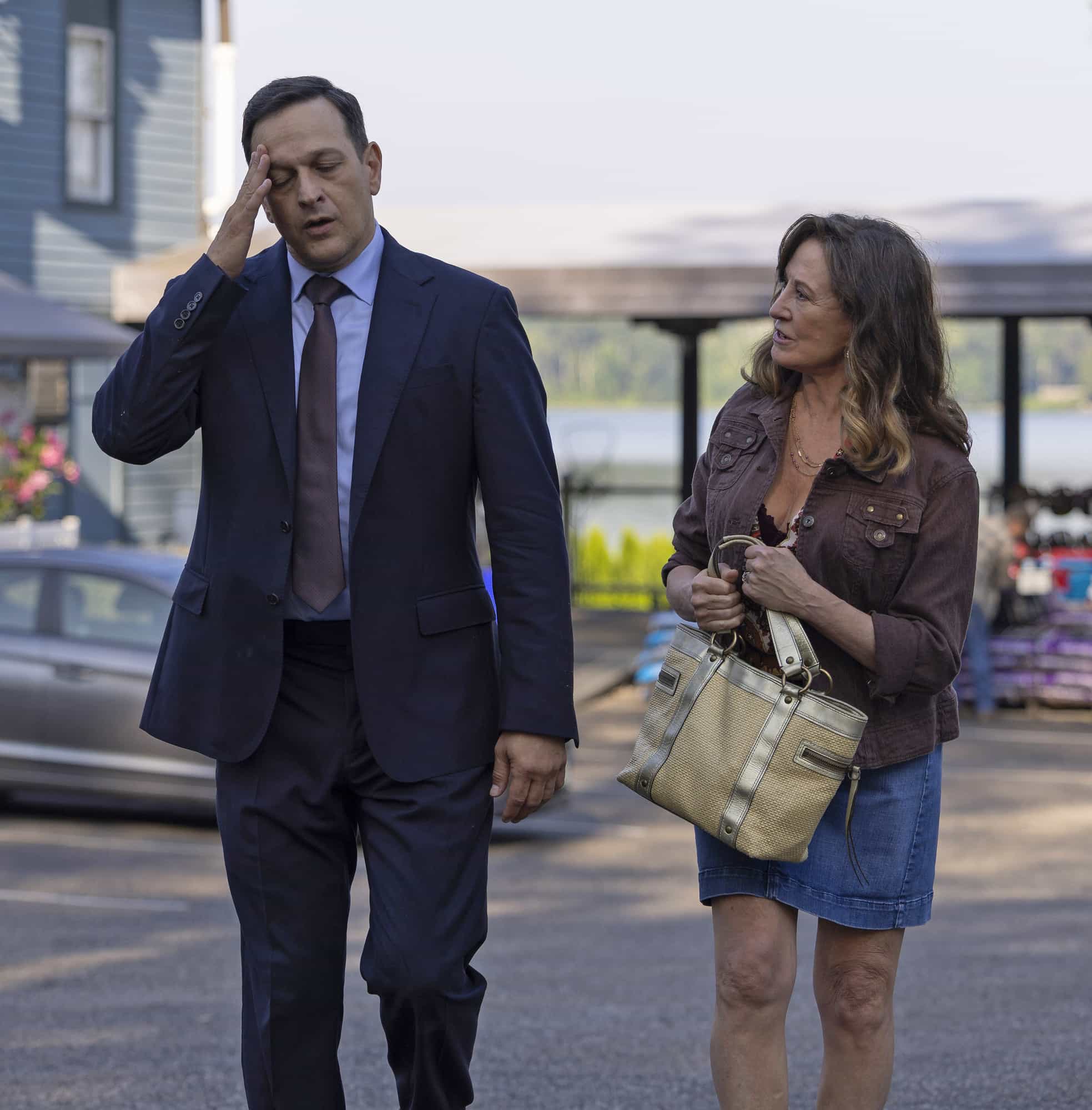 BEST MEDICINE: L-R: Josh Charles and guest star in the special advance series premiere on Sunday, Jan. 4 (8:00-9:00 PM ET / Live to All Time Zones) immediately following the FOX NFL doubleheader. BEST MEDICINE will have it's time period premiere on Tuesday, Jan 6 (8:00-9:00 PM ET/PT) on FOX. © 2026 Fox Media LLC. CR: Francisco Roman/FOX.