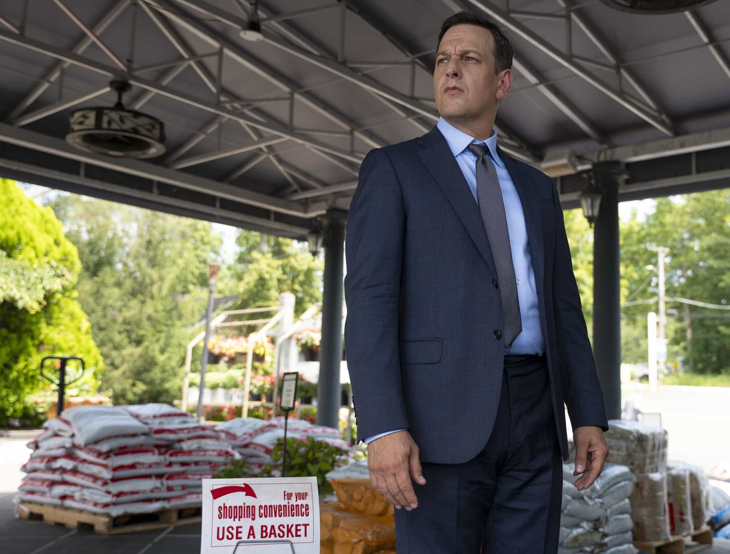 BEST MEDICINE: Josh Charles iin the special advance series premiere on Sunday, Jan. 4 (8:00-9:00 PM ET / Live to All Time Zones) immediately following the FOX NFL doubleheader. BEST MEDICINE will have it's time period premiere on Tuesday, Jan 6 (8:00-9:00 PM ET/PT) on FOX. © 2026 Fox Media LLC. CR: Francisco Roman/FOX.