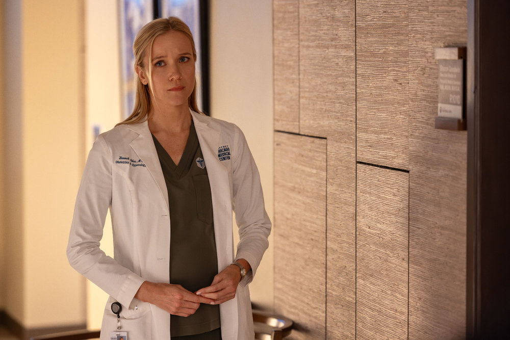 CHICAGO MED -- "Triple Threat" Episode 1108 -- Pictured: Jessy Schram as Dr. Hannah Asher -- (Photo by: George Burns Jr/NBC)