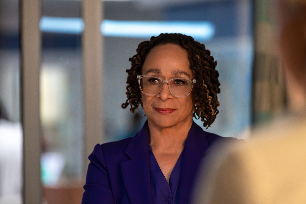 CHICAGO MED Season 11 Episode 8 Promo -- "Triple Threat" Episode 1108 -- Pictured: S. Epatha Merkerson as Sharon Goodwin -- (Photo by: Lori Allen/NBC)